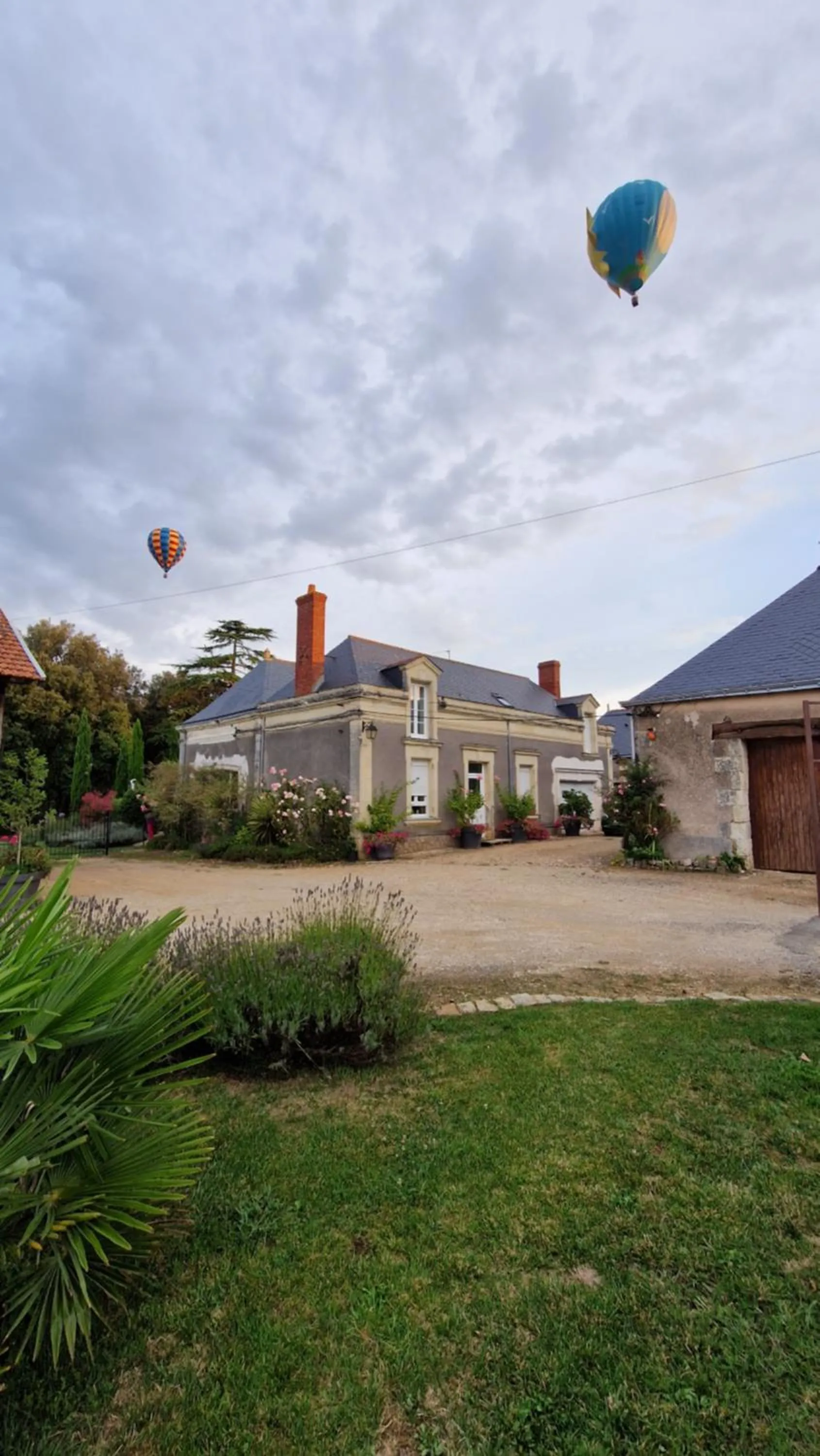 Property building in La Grouas