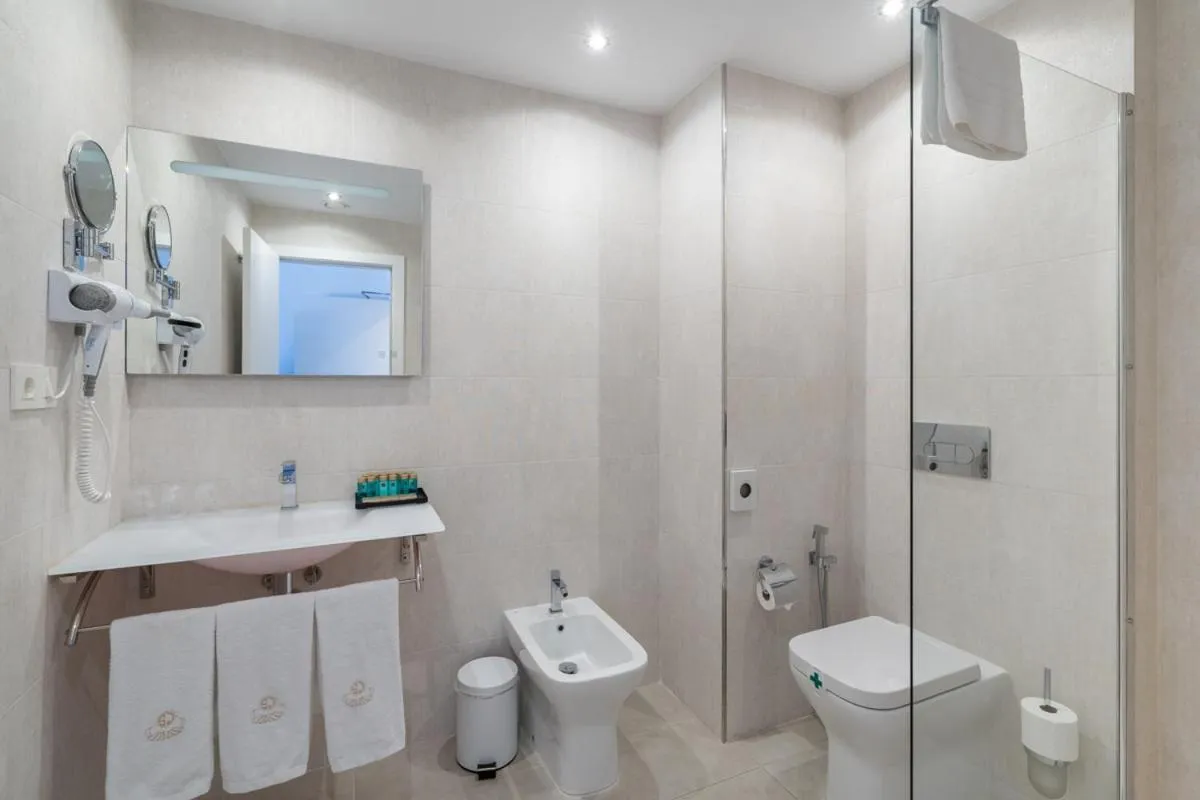 Shower in Hotel Soul de Javea