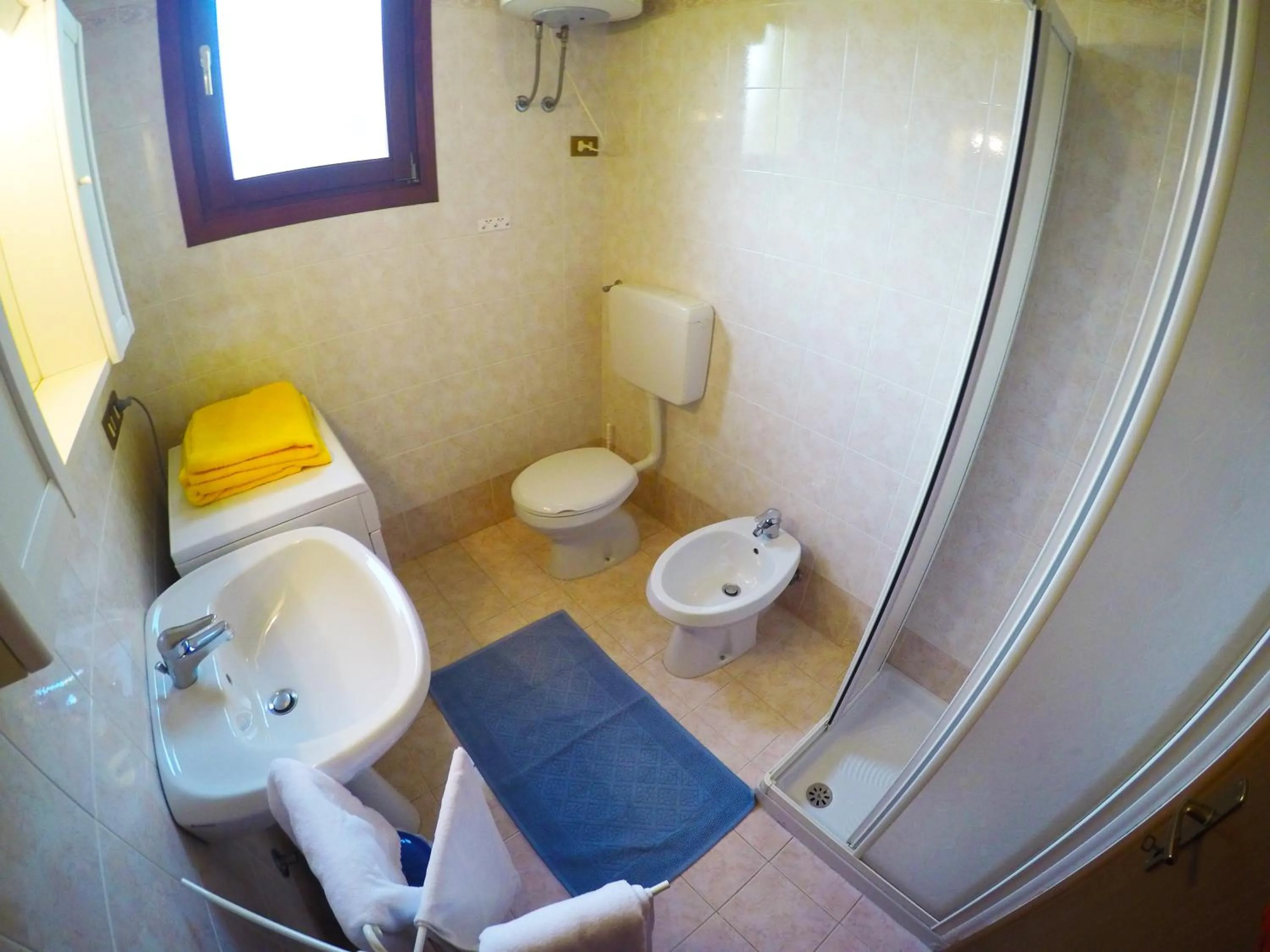 Shower in Villaggio Laguna - Agenzia Cocal