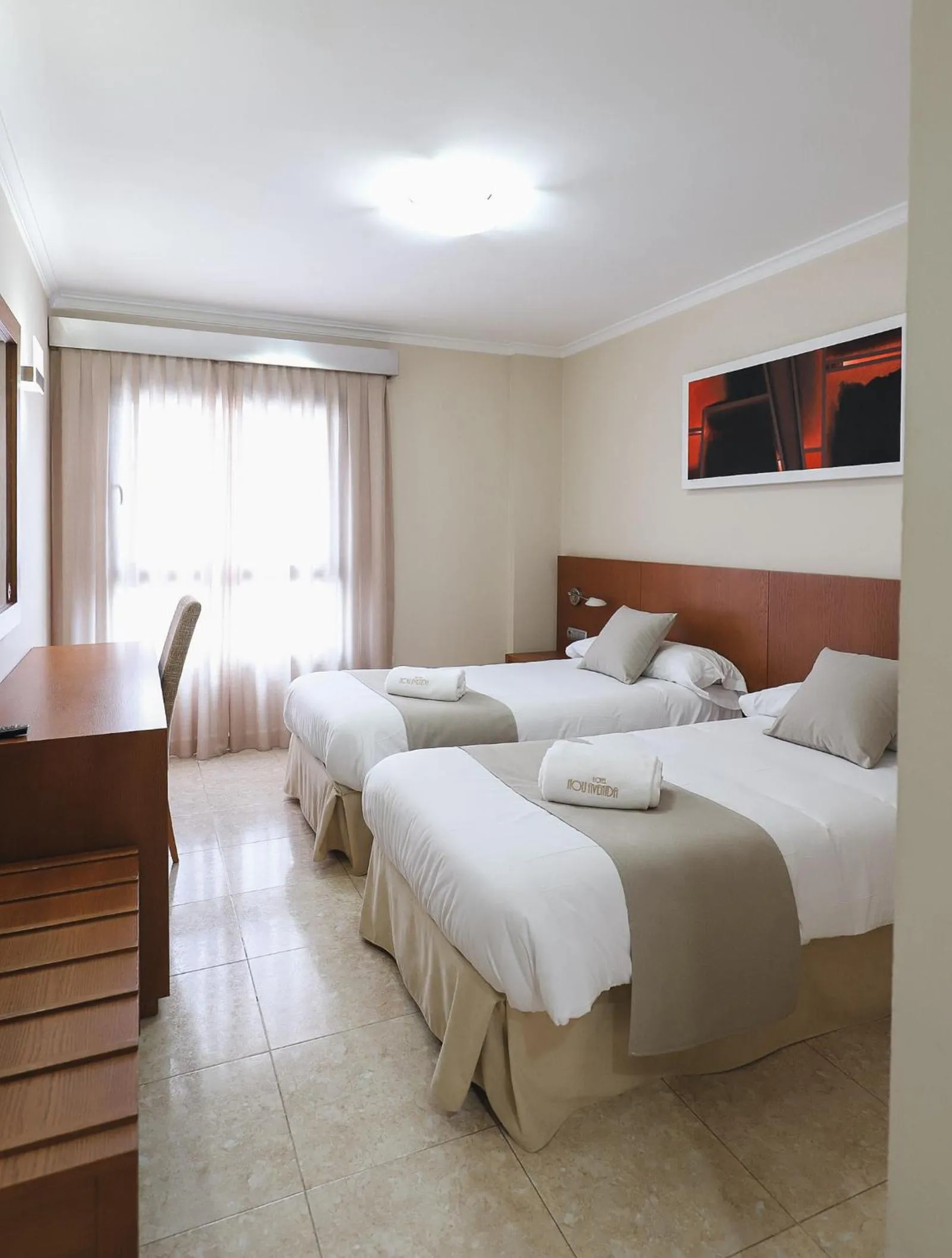 Photo of the whole room, Bed in Nou Avenida