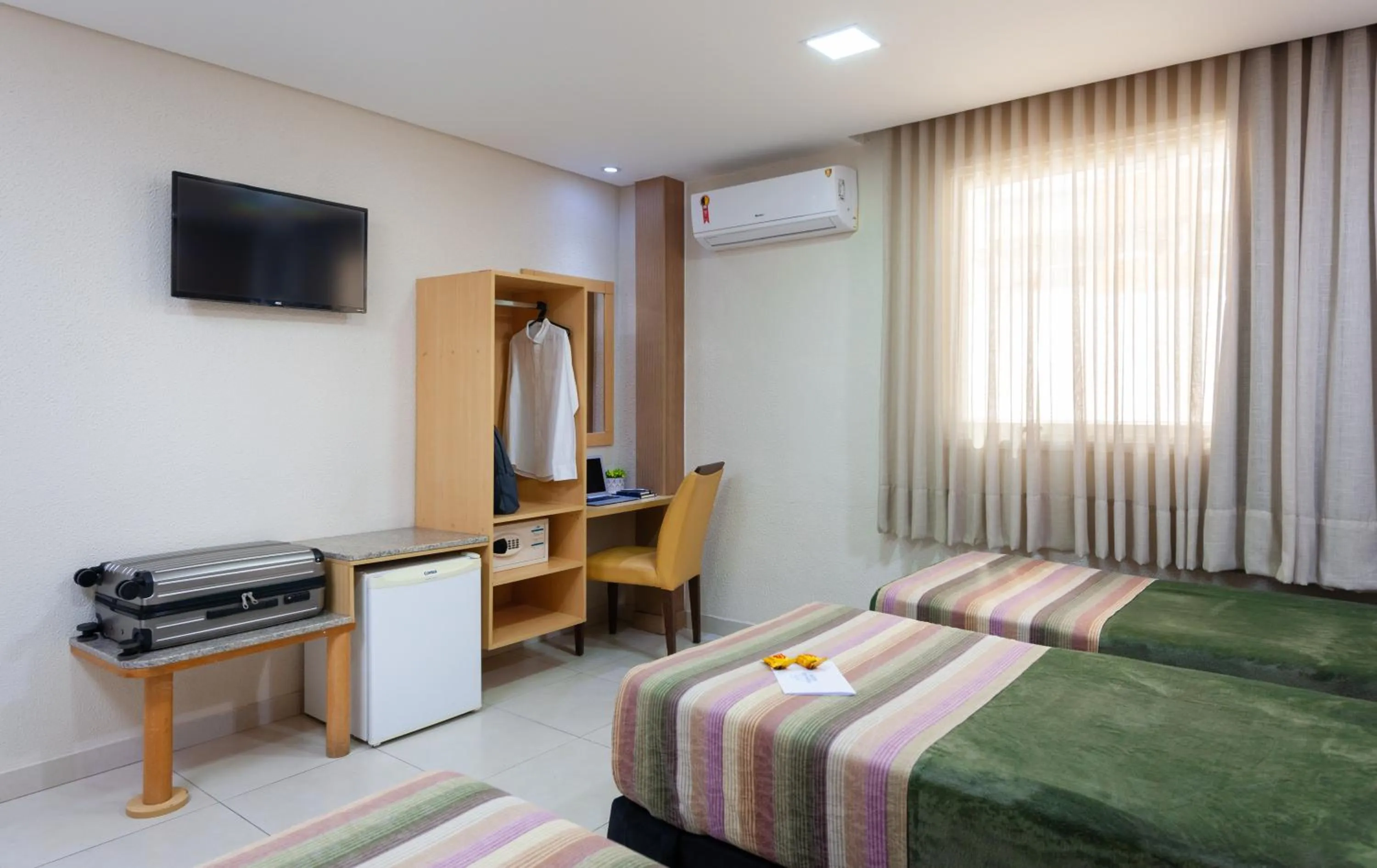 TV and multimedia, Bed in Hotel Olympia