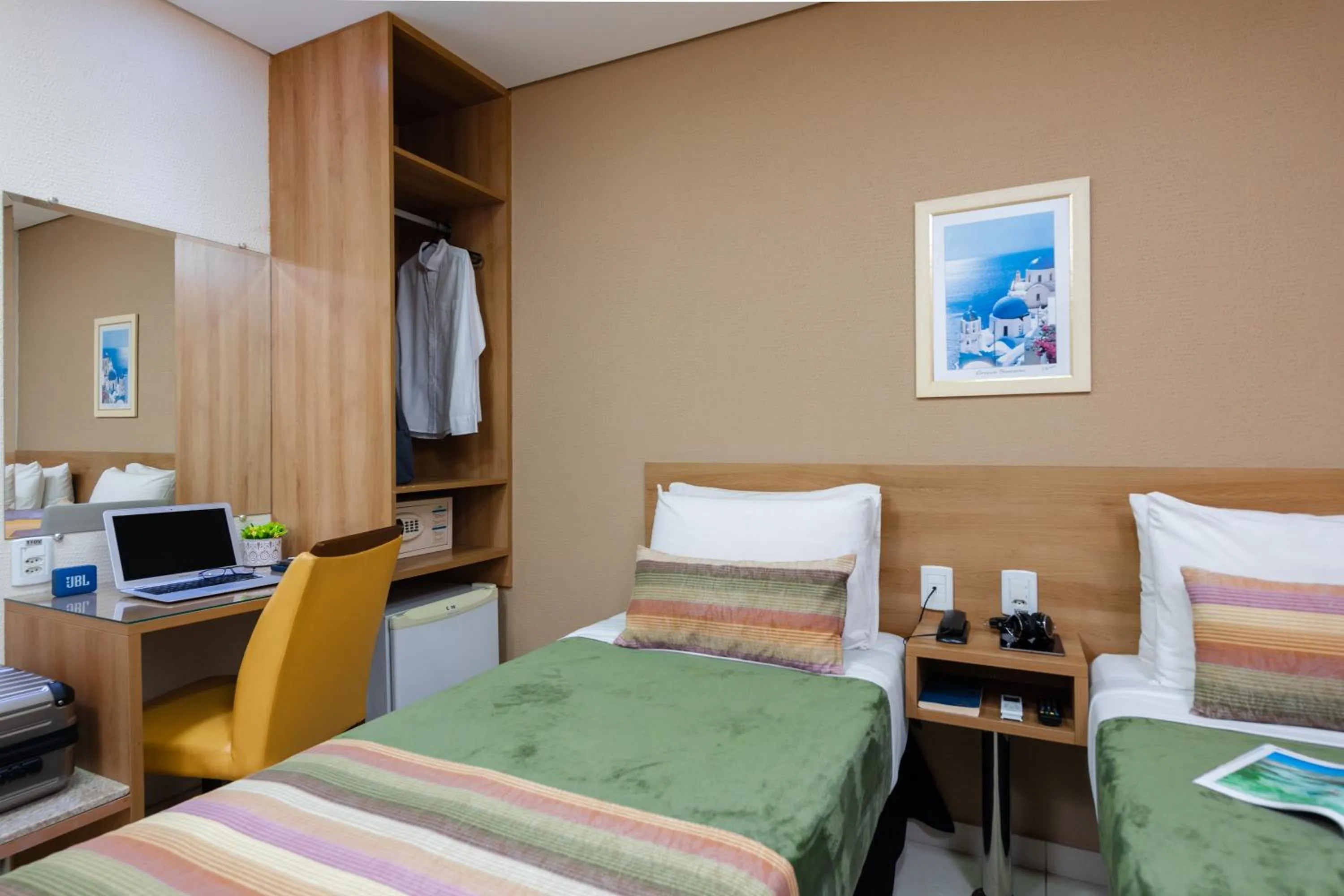 Bed in Hotel Olympia