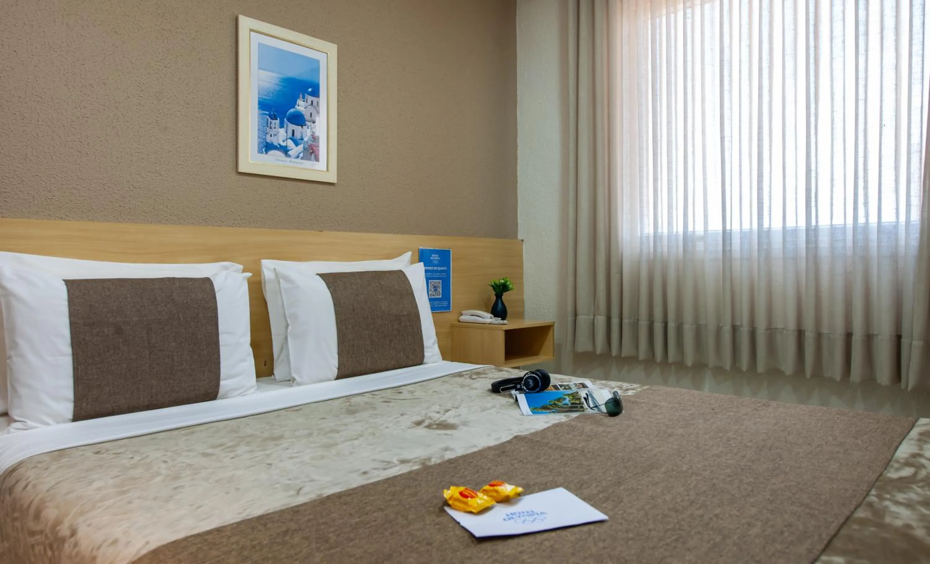 Bedroom, Bed in Hotel Olympia