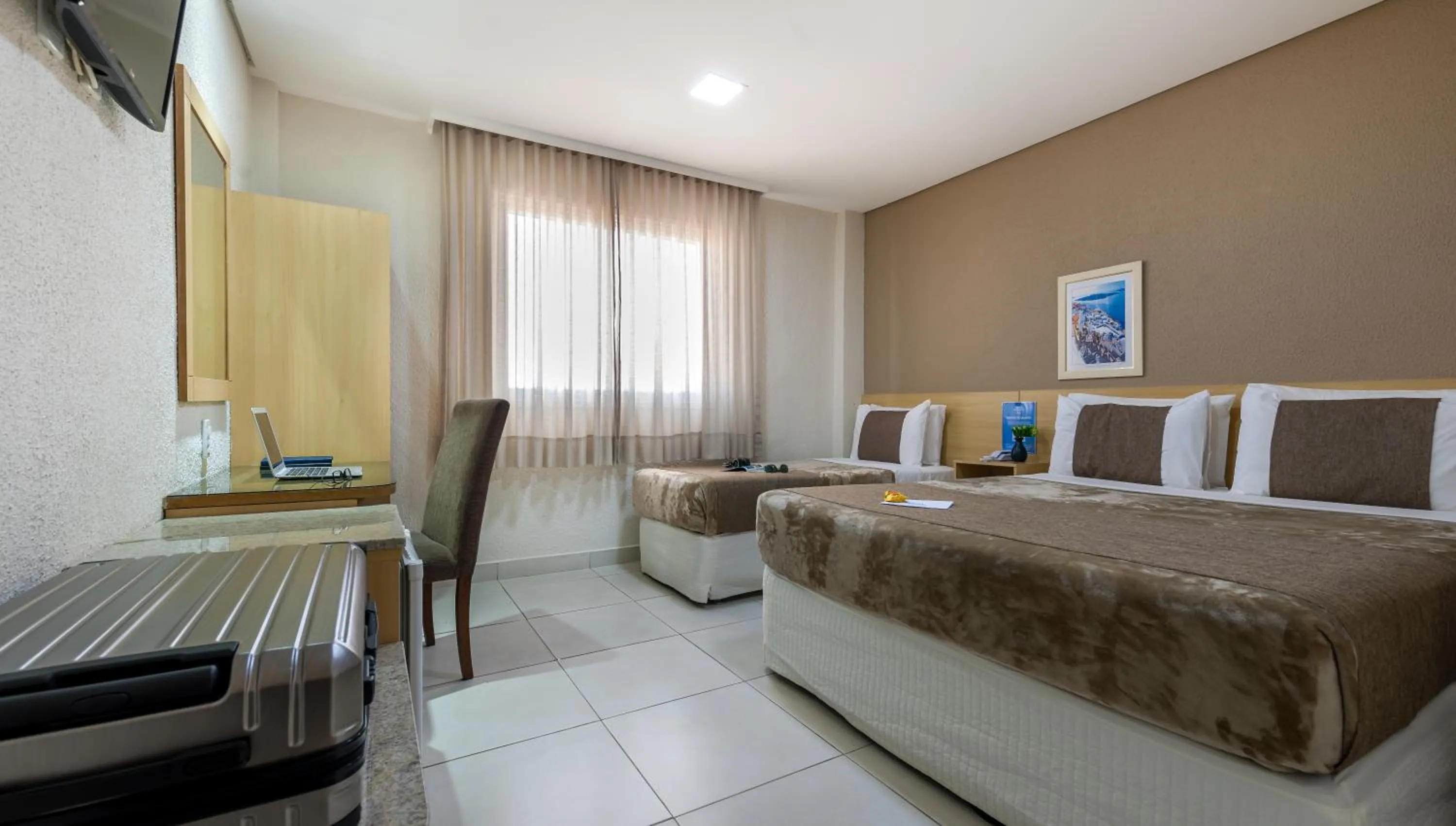 Bedroom, Bed in Hotel Olympia