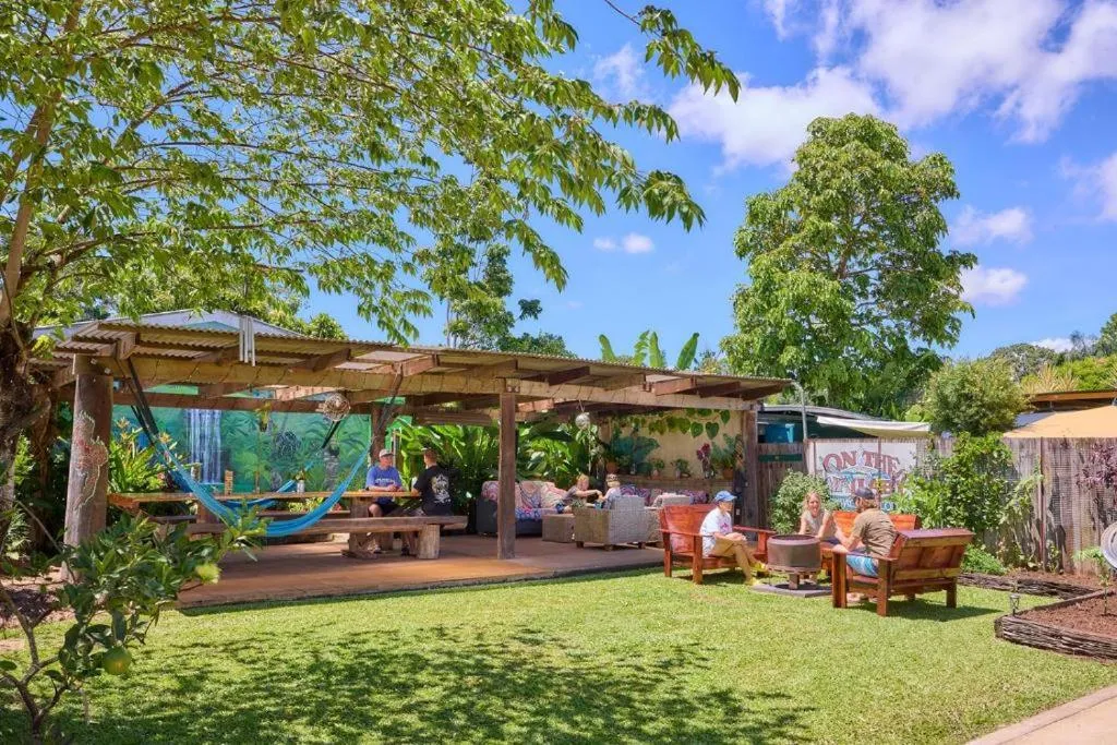 On The Wallaby Eco Lodge