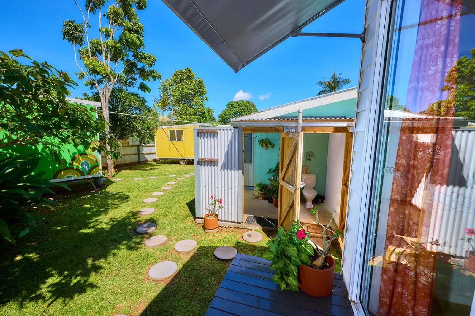 Garden in On The Wallaby Eco Lodge