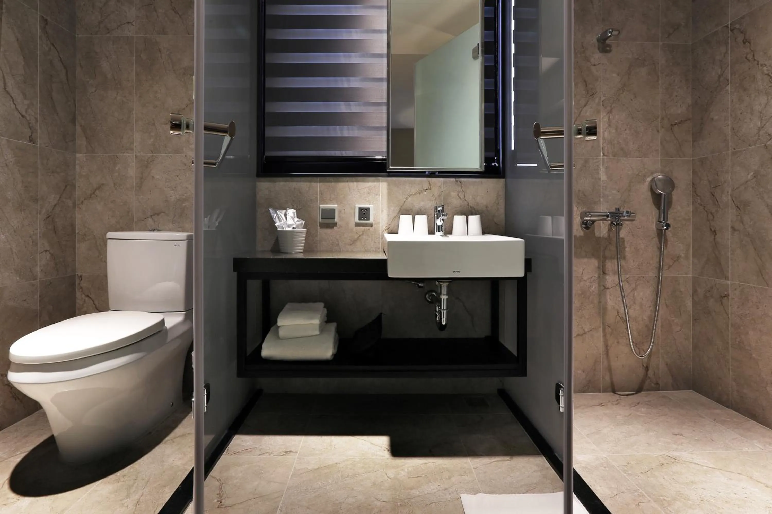 Bathroom in Miller Inn