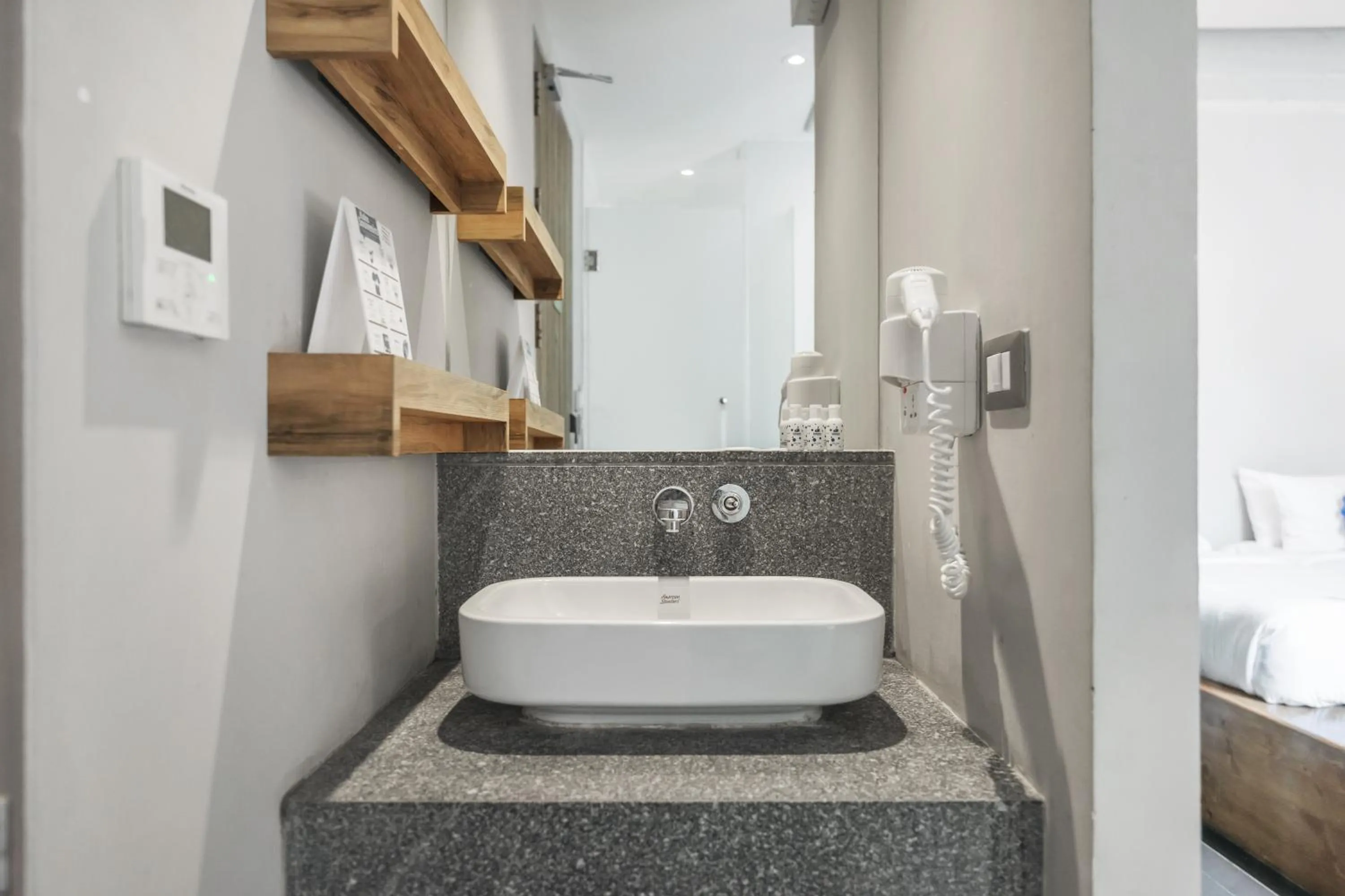 hair dryier in Kokotel Bangkok Surawong