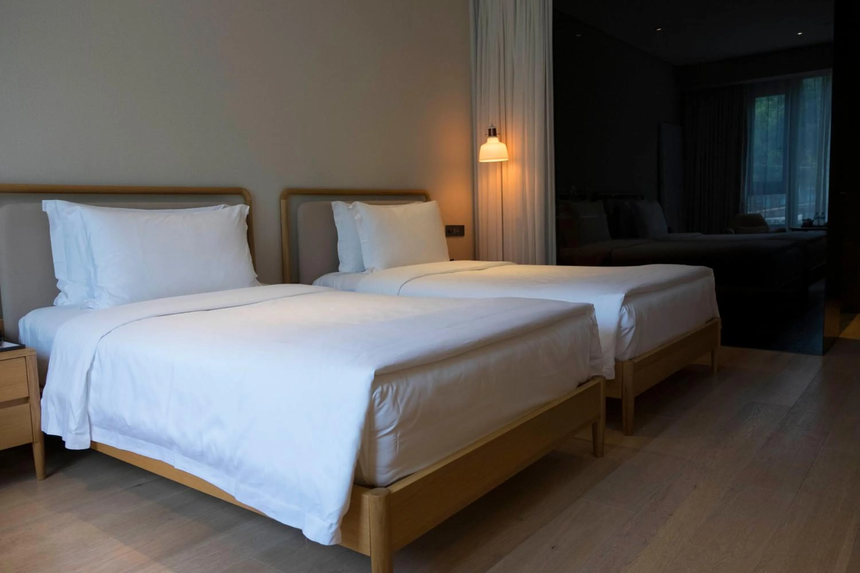 Bed in The Nook Hotel Hangzhou - A design hotel, 20 mins to West Lake and Lingyin Temple