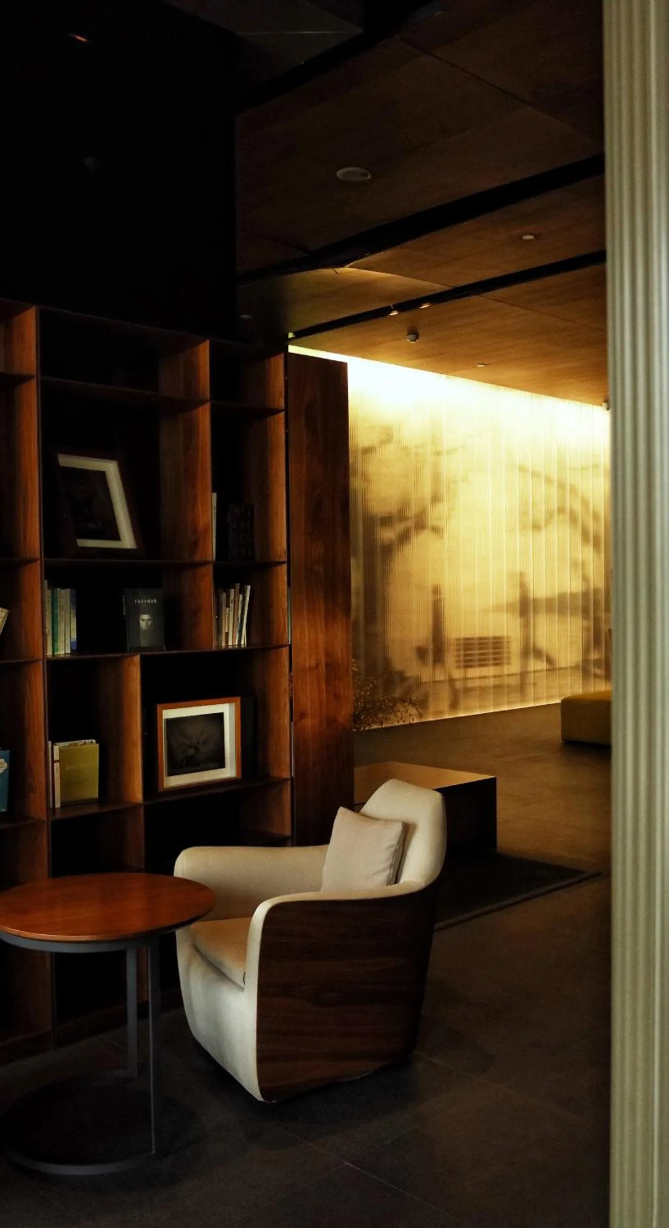 Lobby or reception, Bed in The Nook Hotel Hangzhou - A design hotel, 20 mins to West Lake and Lingyin Temple