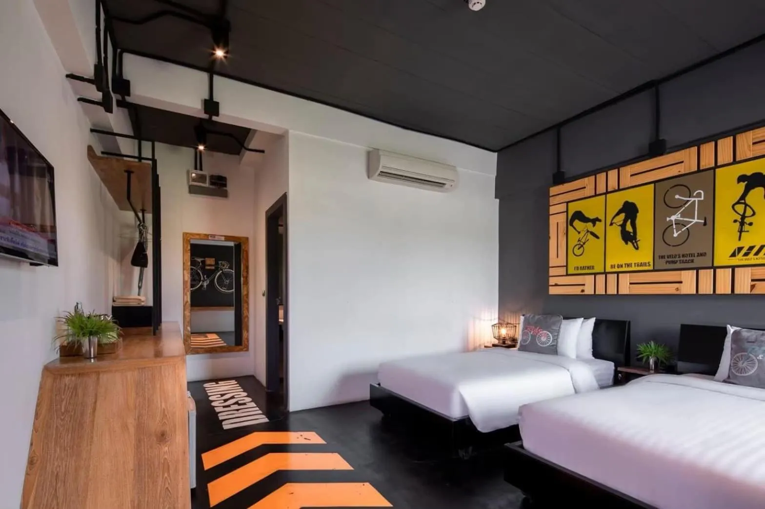 Bedroom, Bed in The VELO'S Hotel and Pumptrack