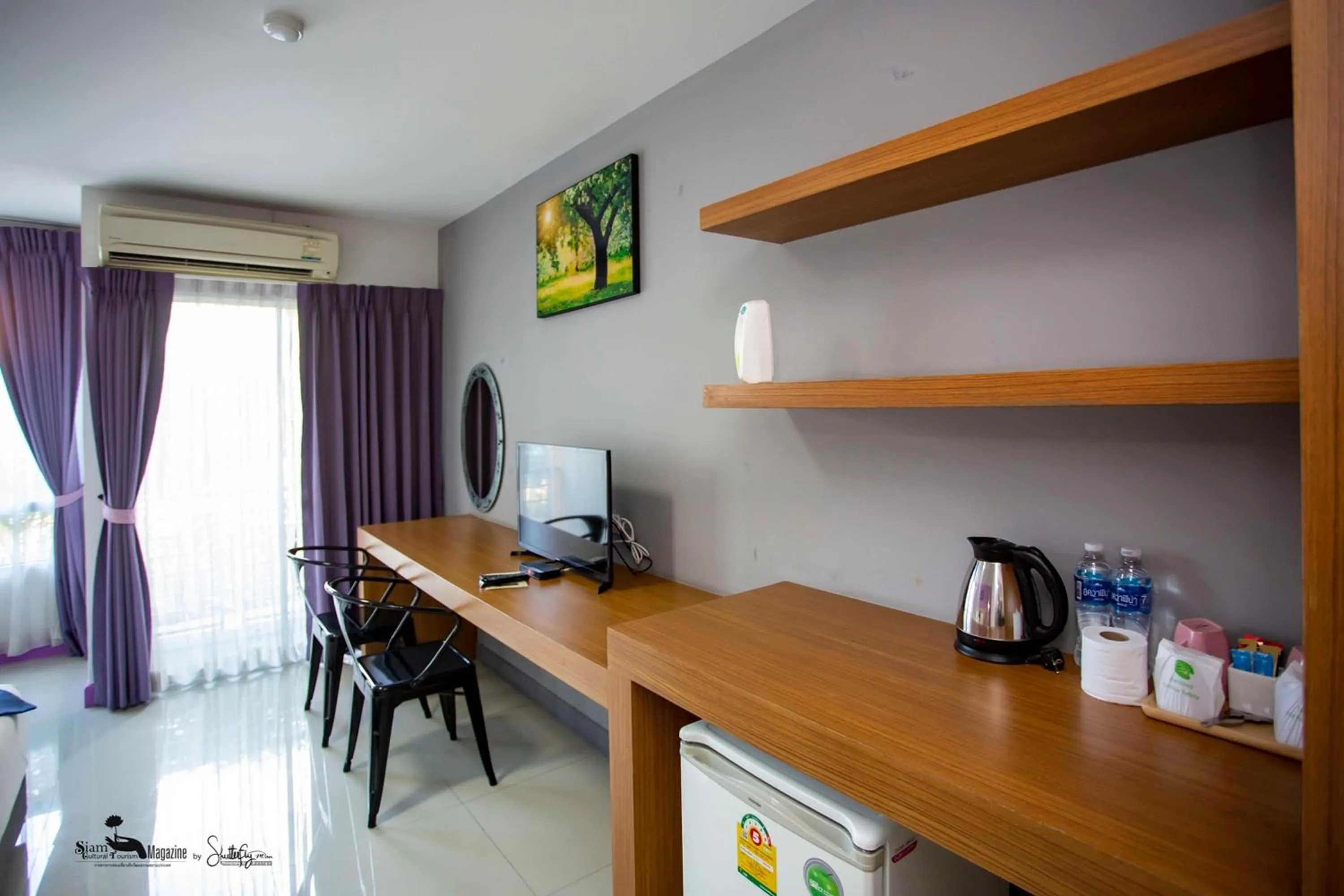 Coffee/tea facilities in Nano Place Hotel