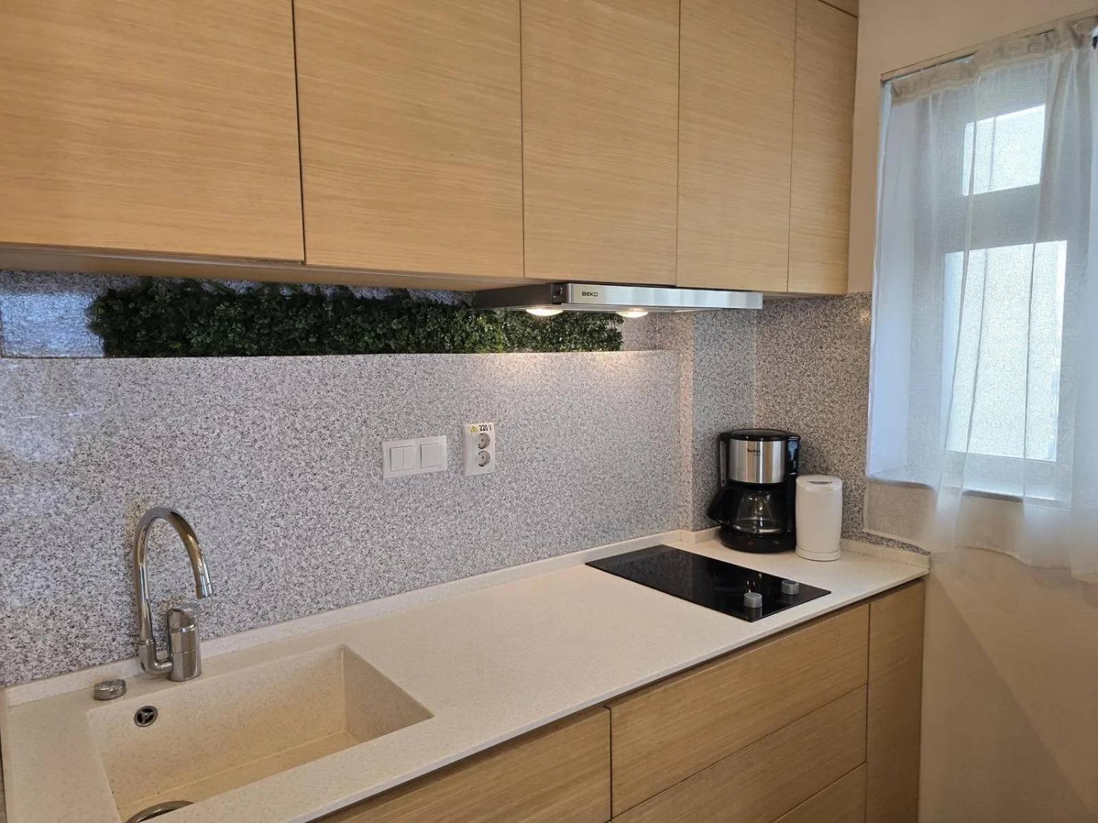 Coffee/tea facilities in Decebal Residence Apartments