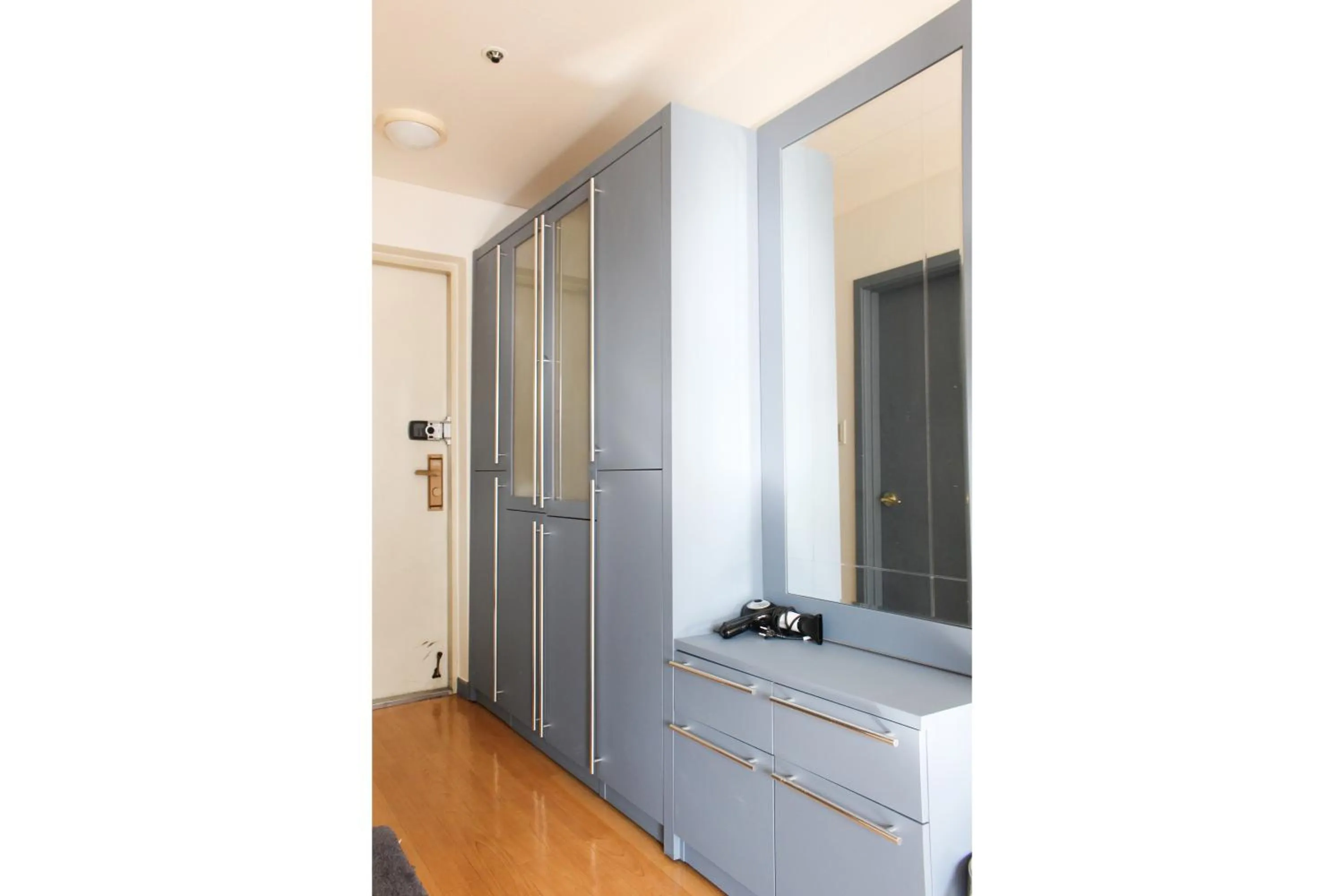 Living room, TV/Entertainment Center in Sam Stay Hongdae