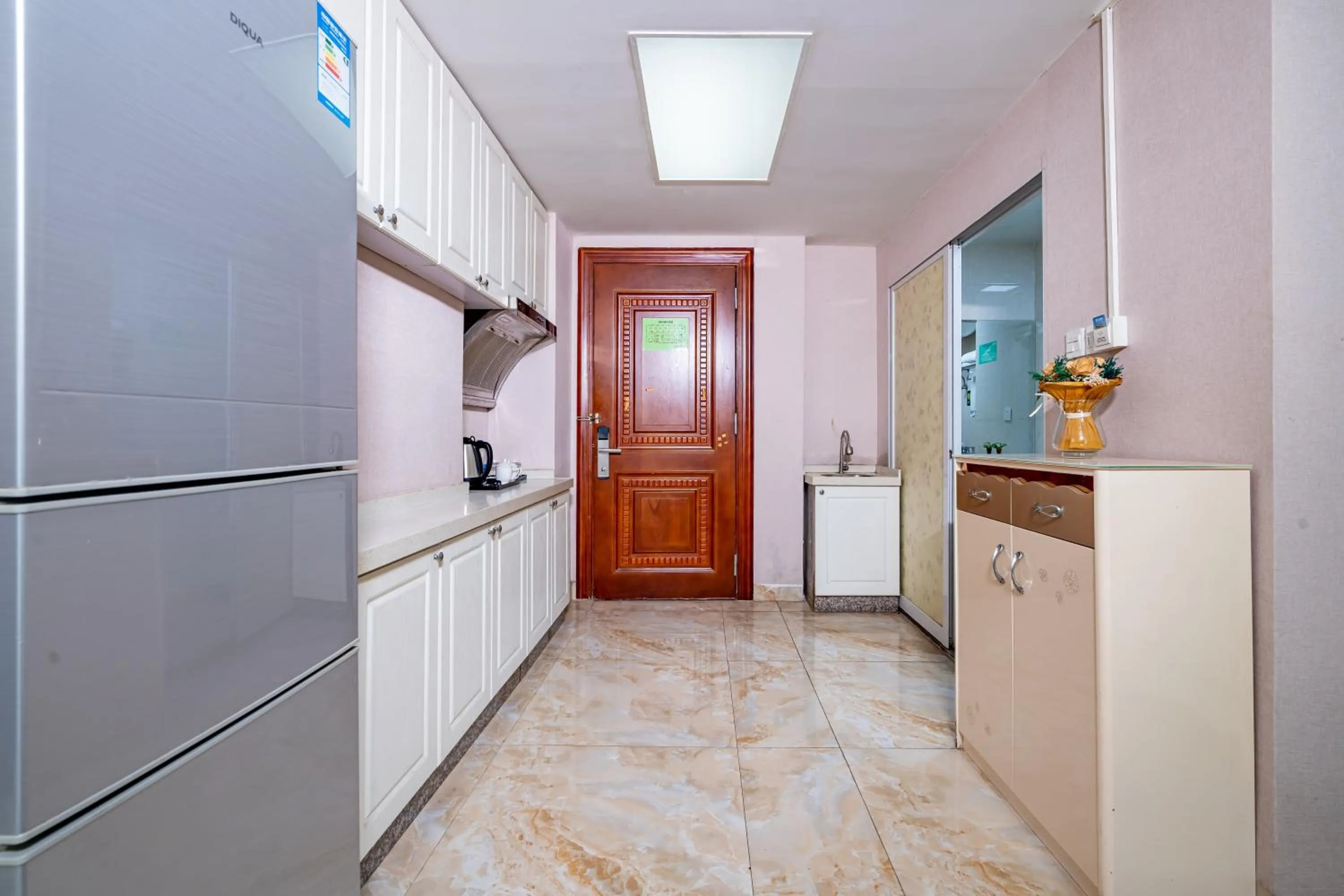 WAIFIDEN Guangzhou HaiZhu Square WanYi Apartment