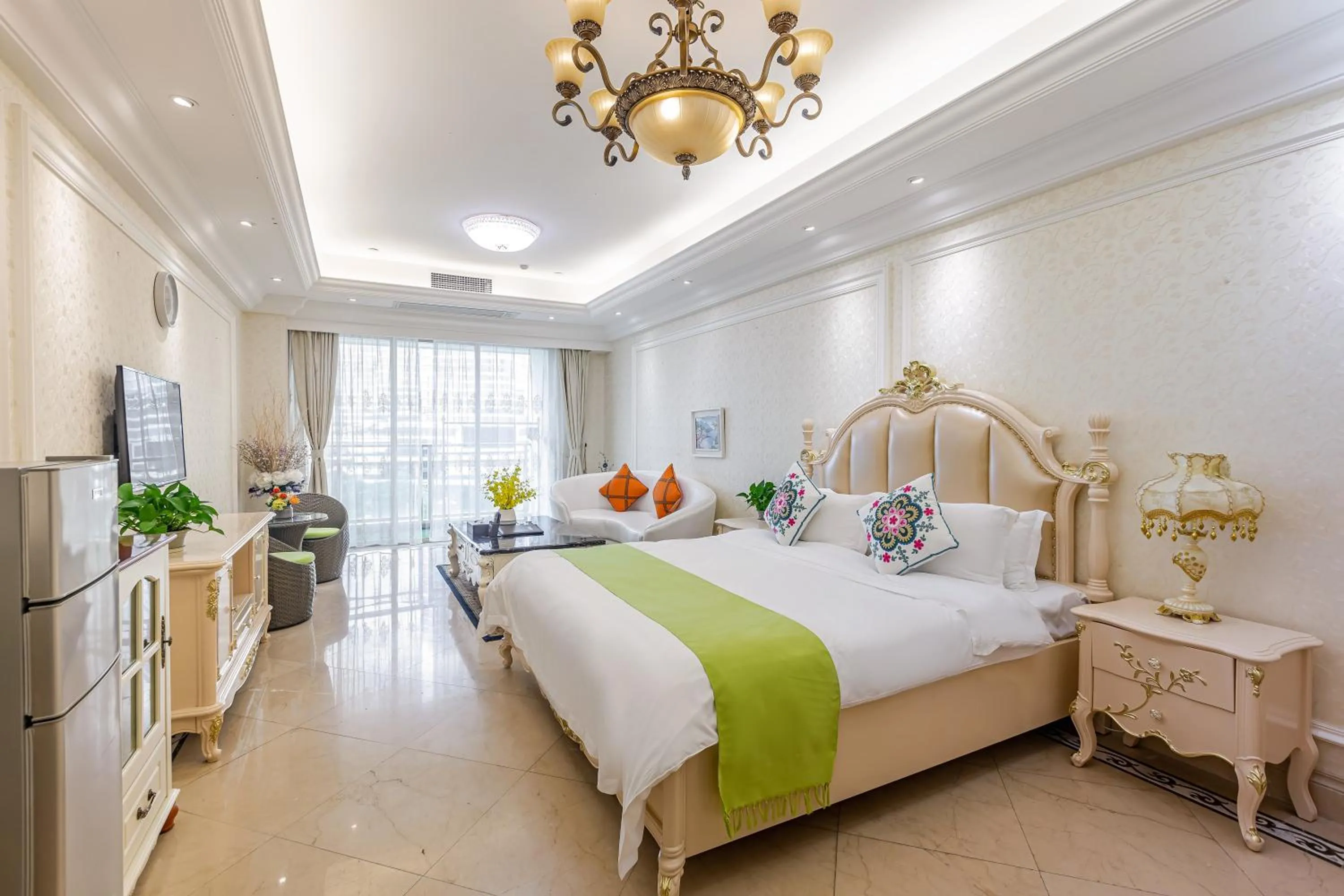 Bed in WAIFIDEN Guangzhou HaiZhu Square WanYi Apartment