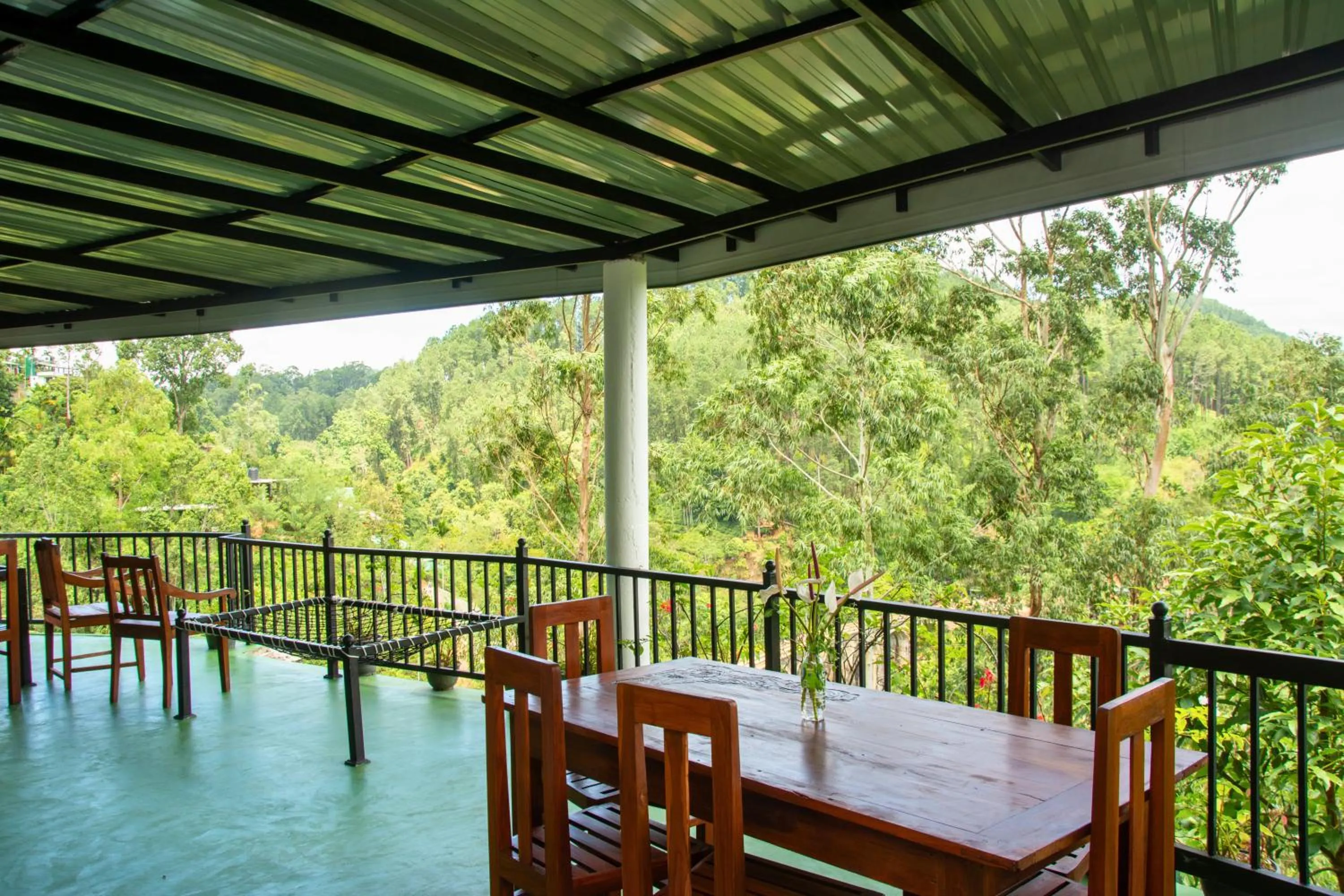 Patio in 9 Arch view rest inn
