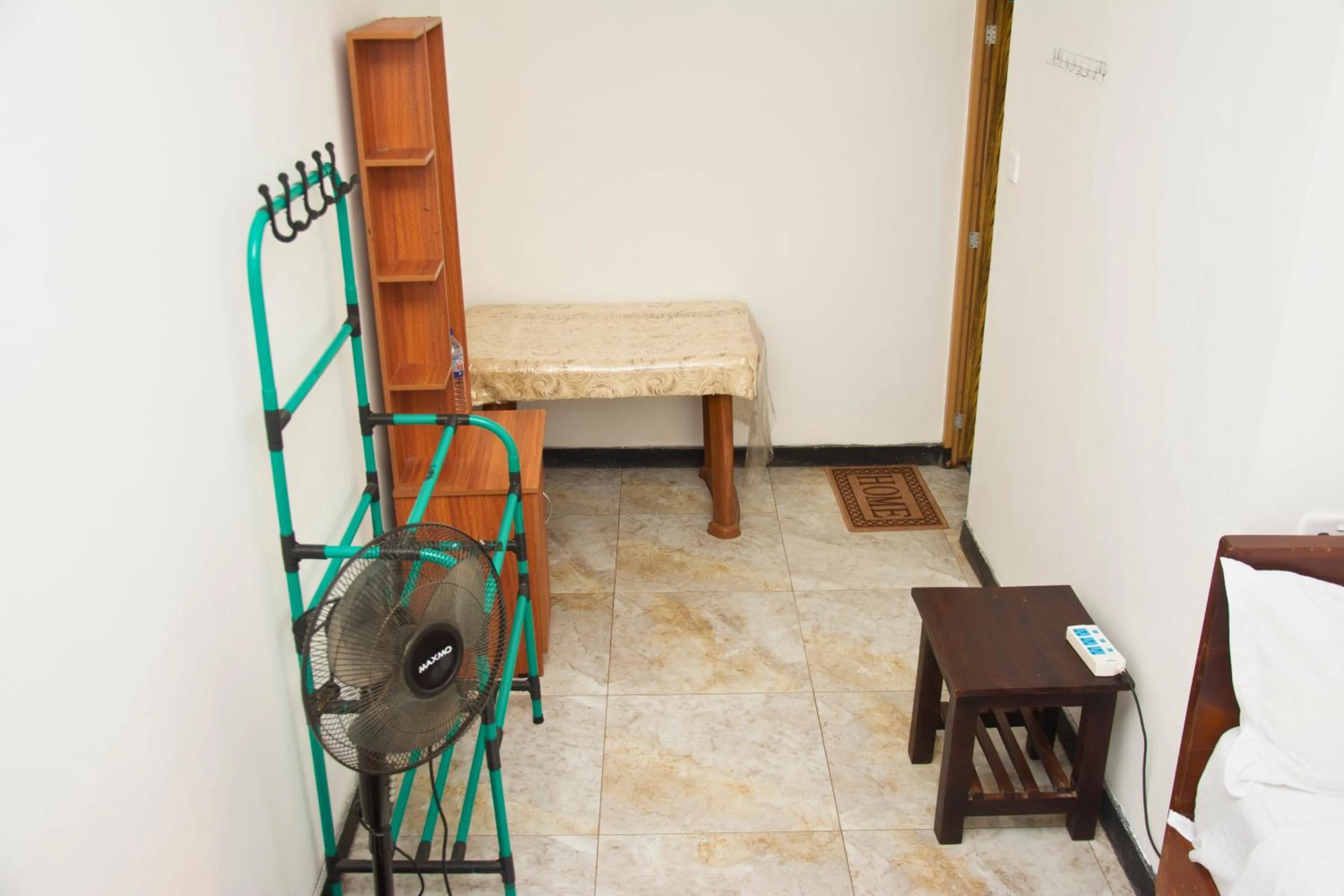 Seating area in 9 Arch view rest inn