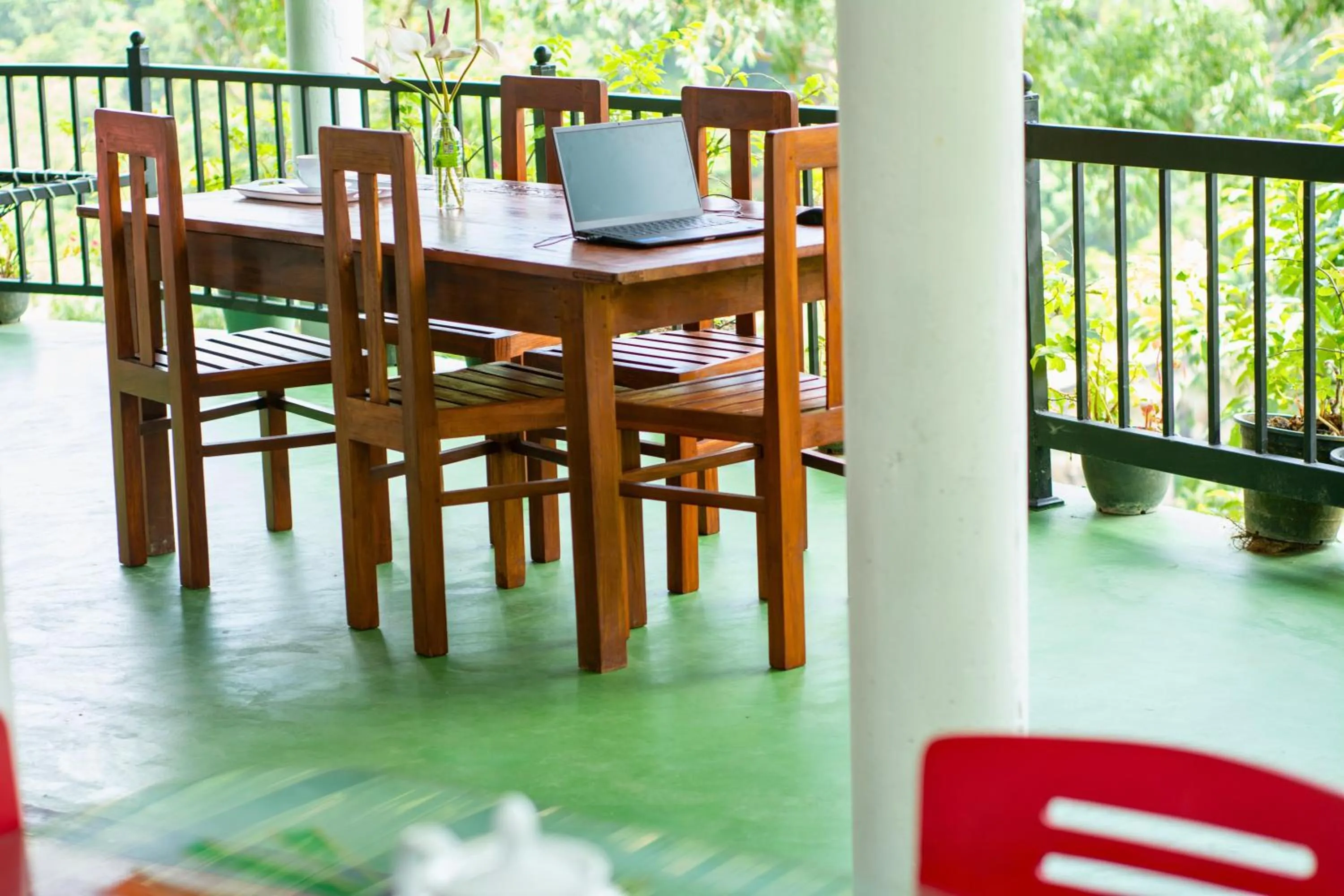 Dining area in 9 Arch view rest inn