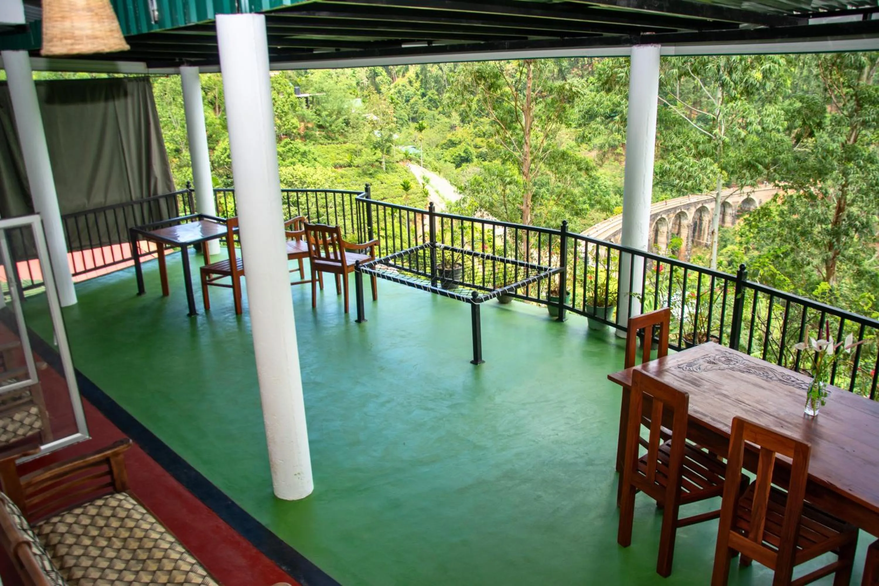 Patio in 9 Arch view rest inn