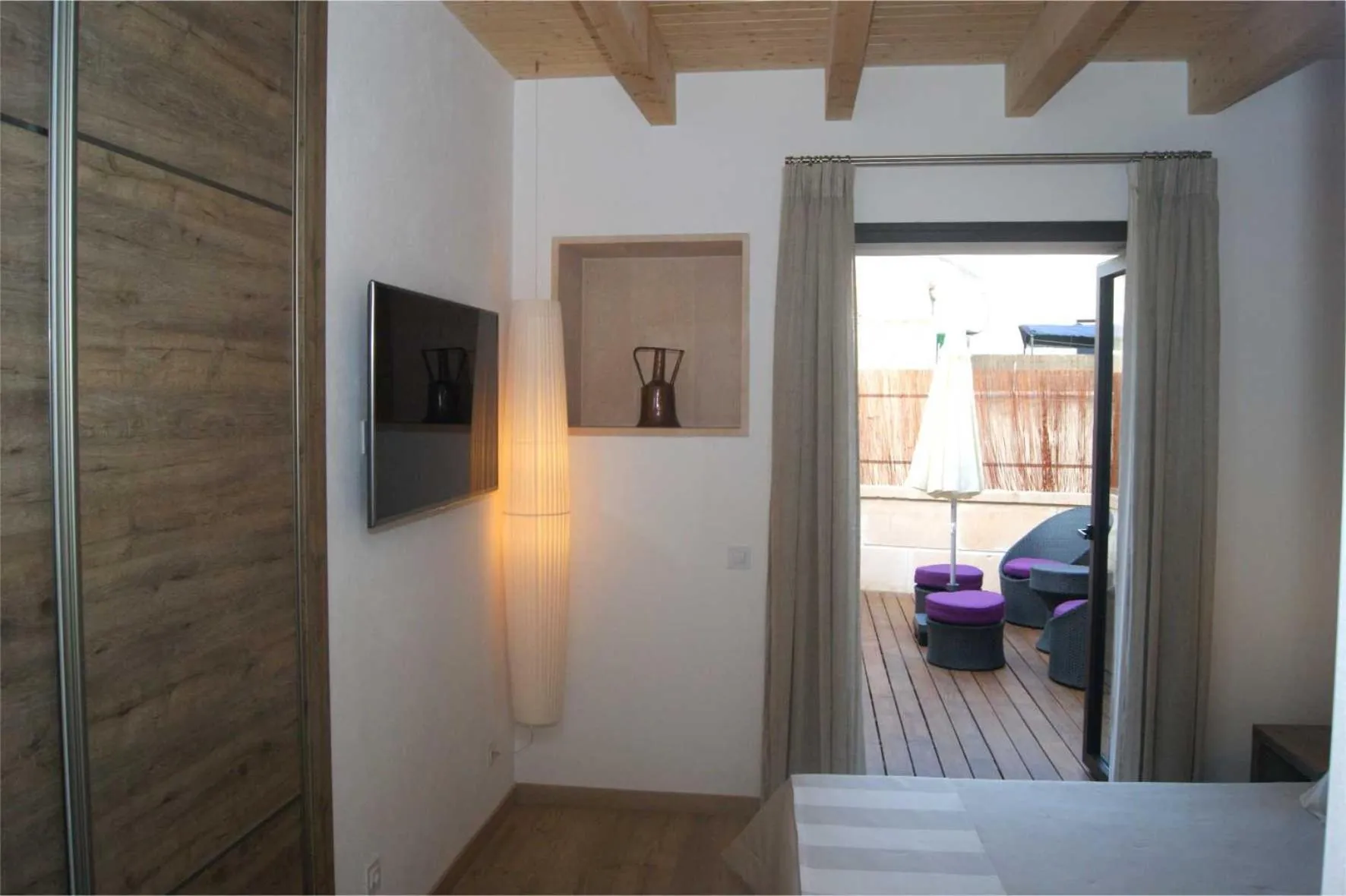 Day in Petit Hotel C'an Mel