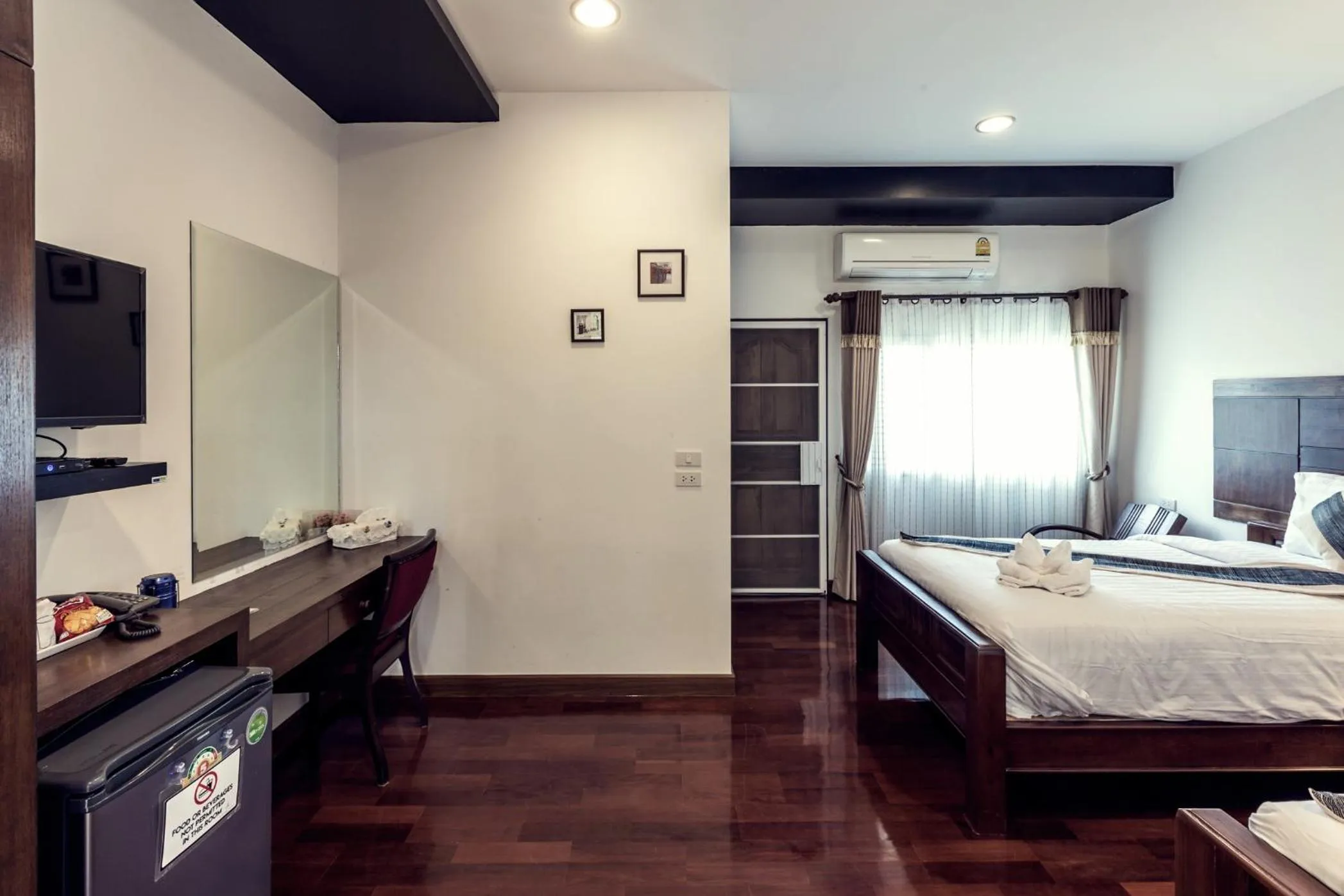 Bedroom, Bed in Buraphat Resort