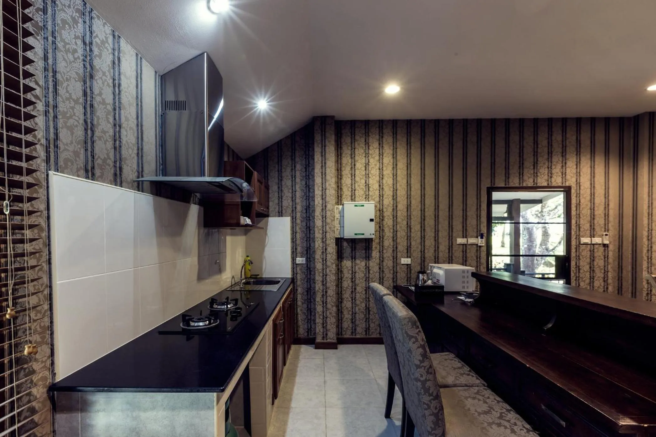 Kitchen or kitchenette in Buraphat Resort