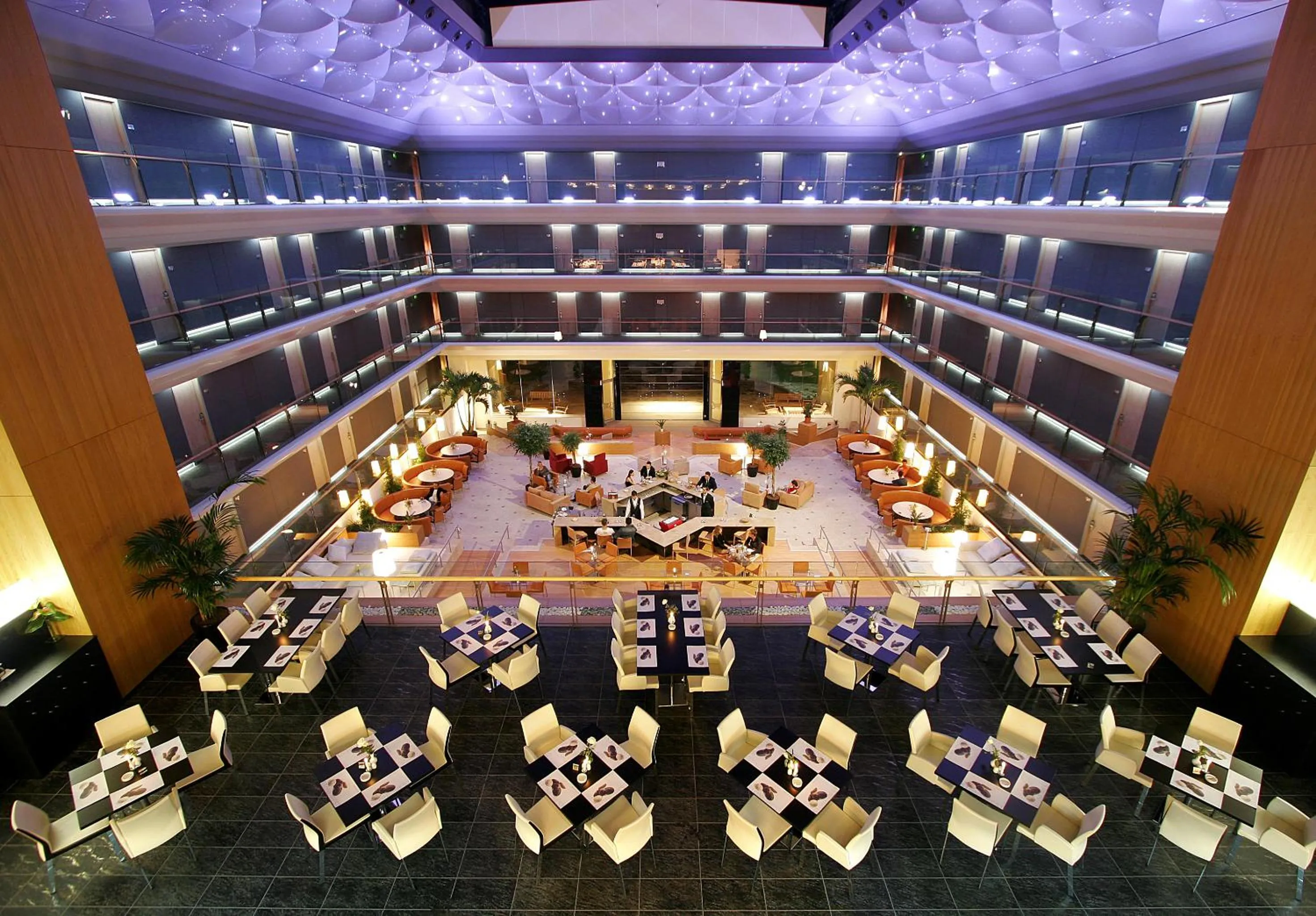 Restaurant/places to eat in Richmond Nua Wellness Spa - Adult Only