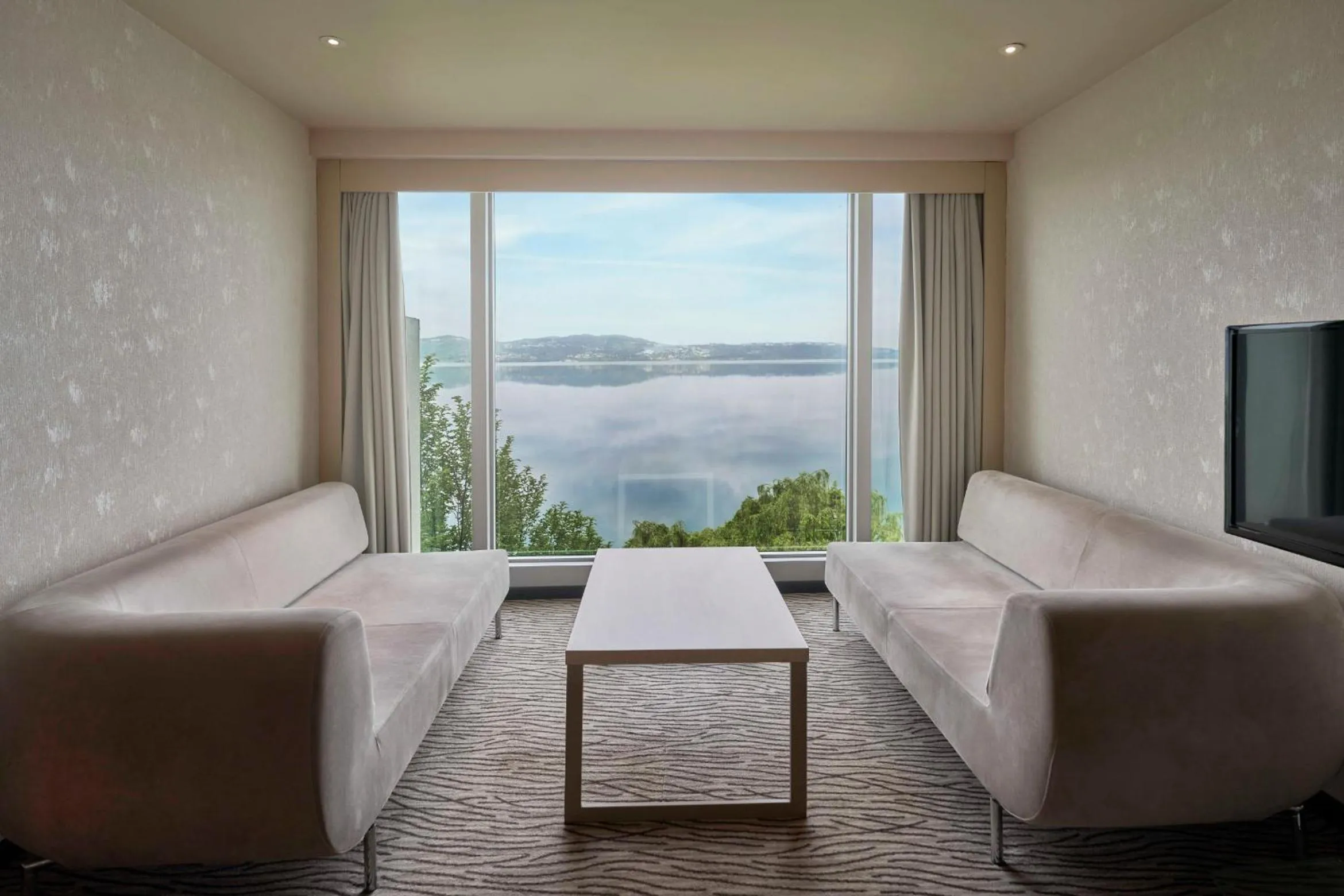 Seating area in Richmond Nua Wellness Spa - Adult Only