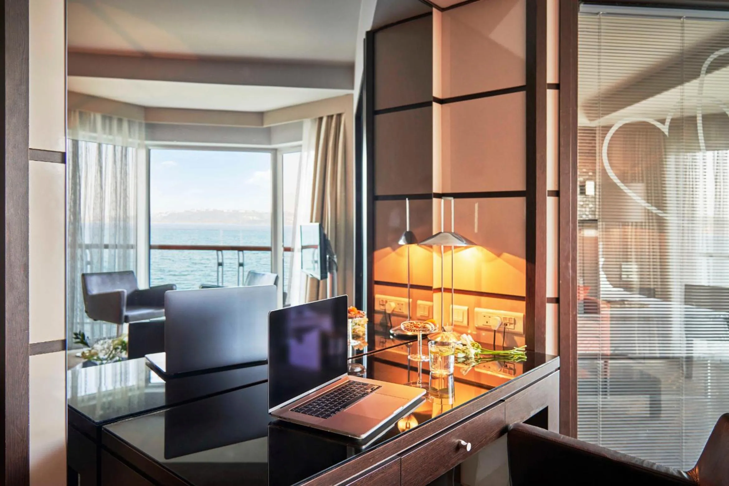 Seating area in Richmond Nua Wellness Spa - Adult Only