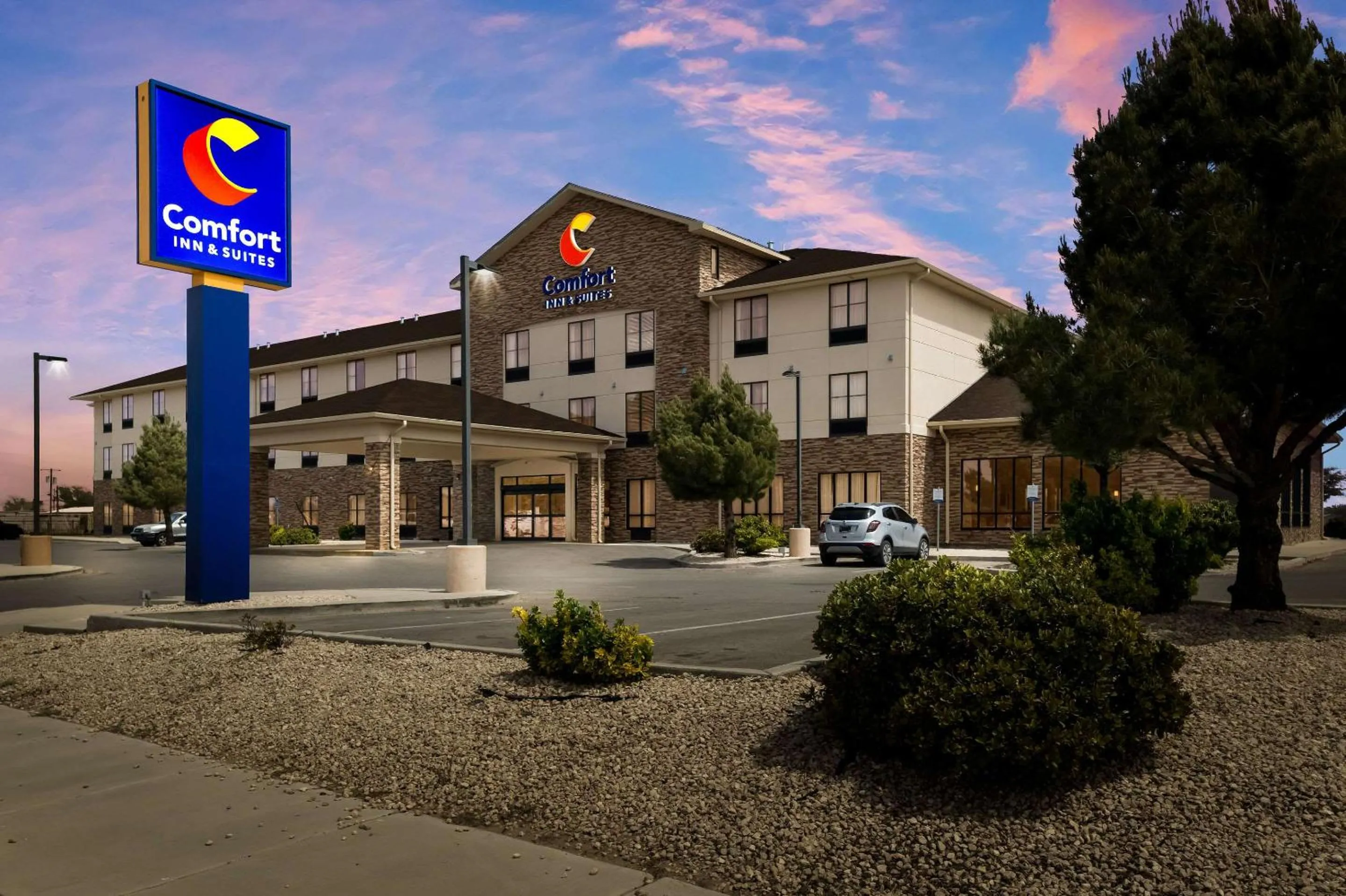 Property building in Comfort Inn & Suites Lovington