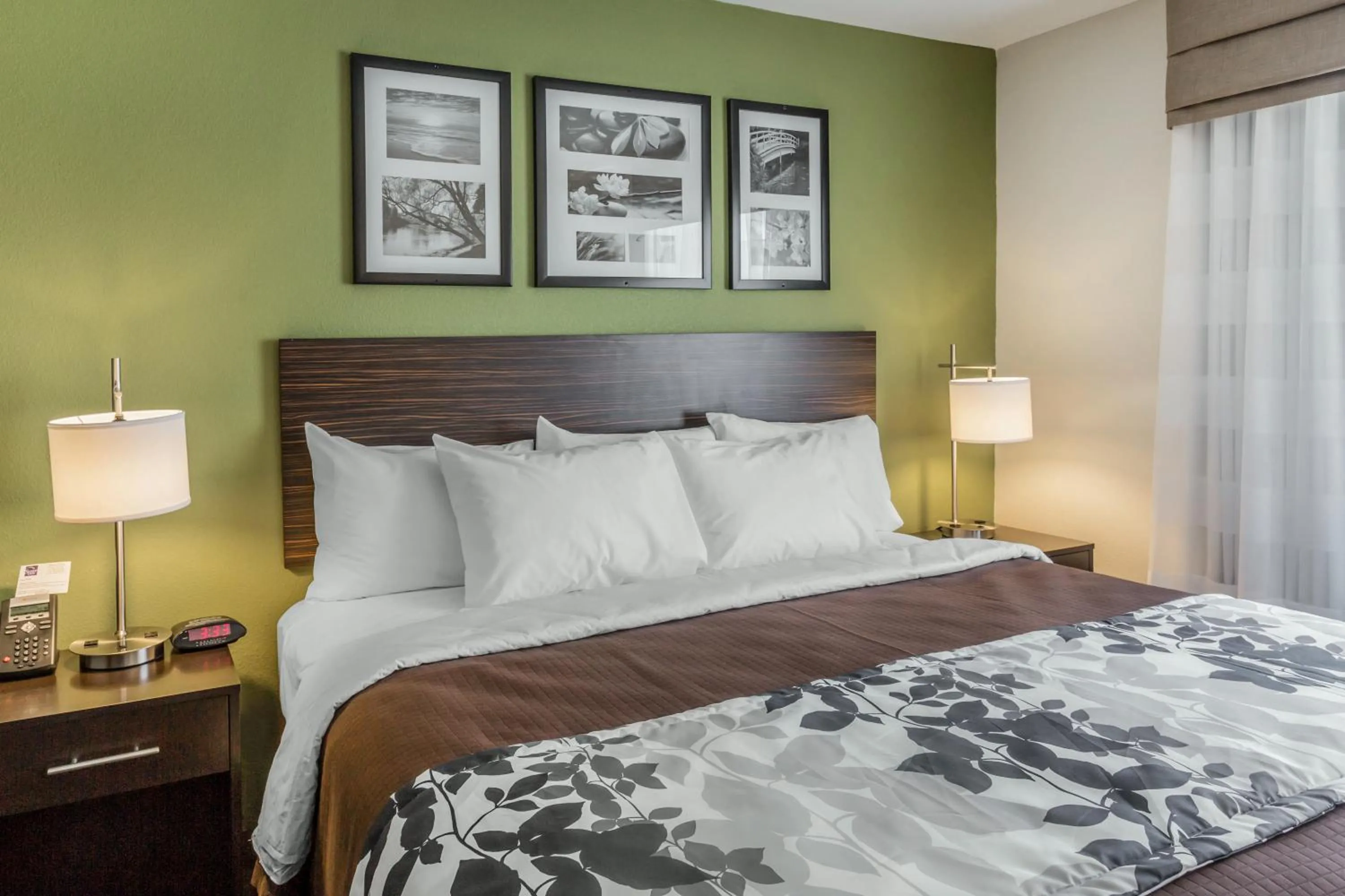 Bed in Sleep Inn & Suites Dayton South