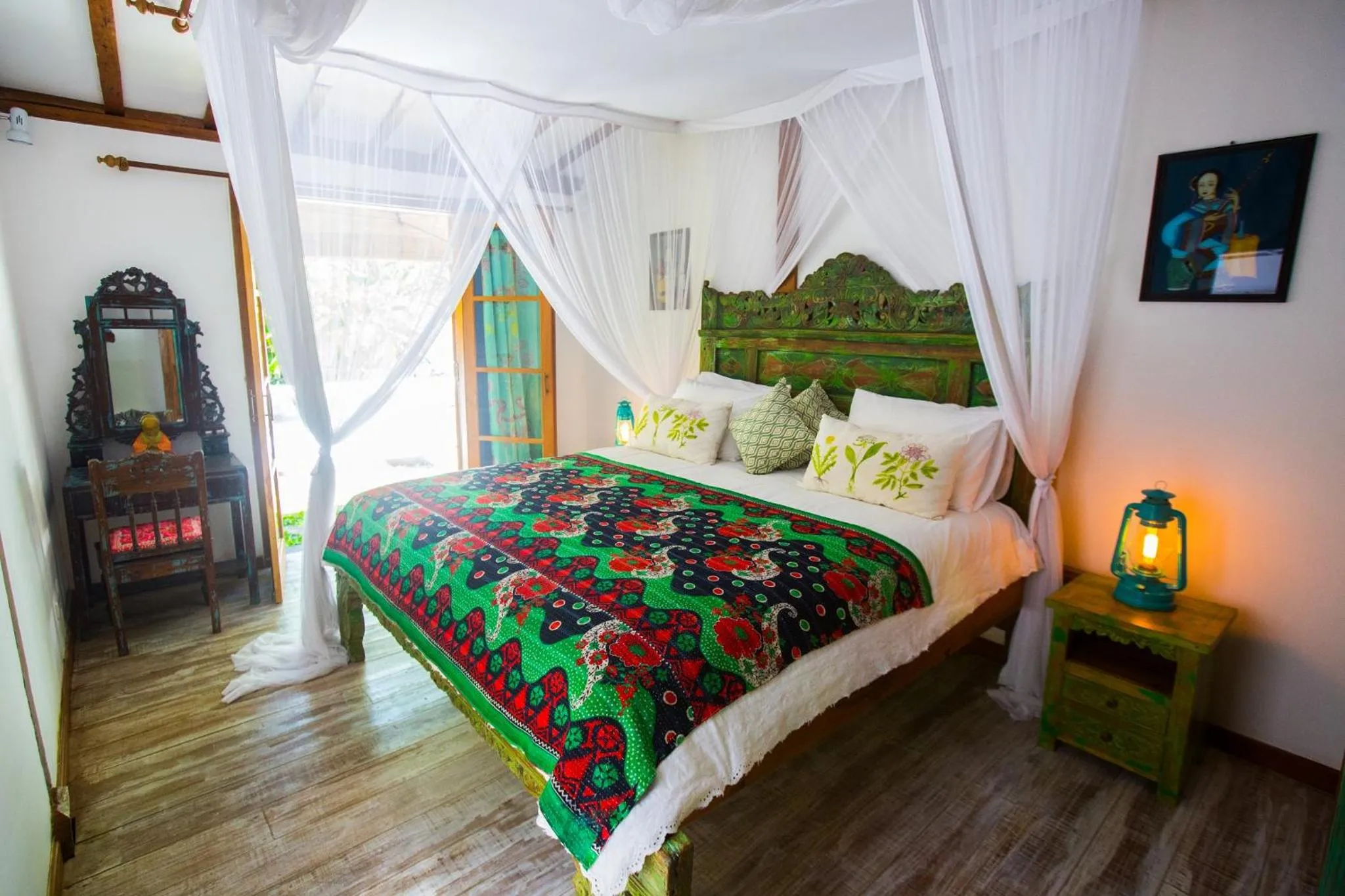 Bedroom, Bed in Lata Lama