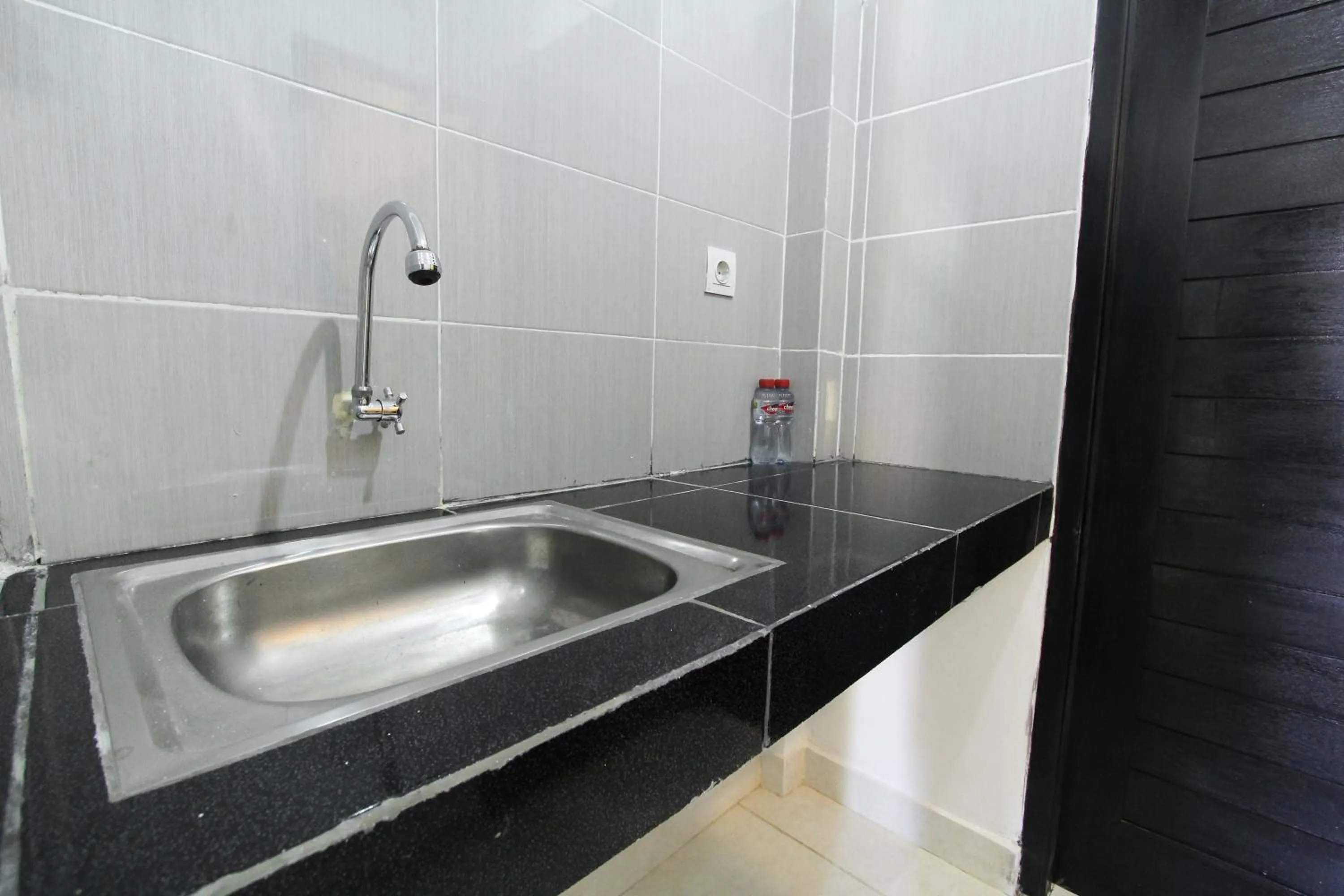 Kitchen or kitchenette in Akatara Stay