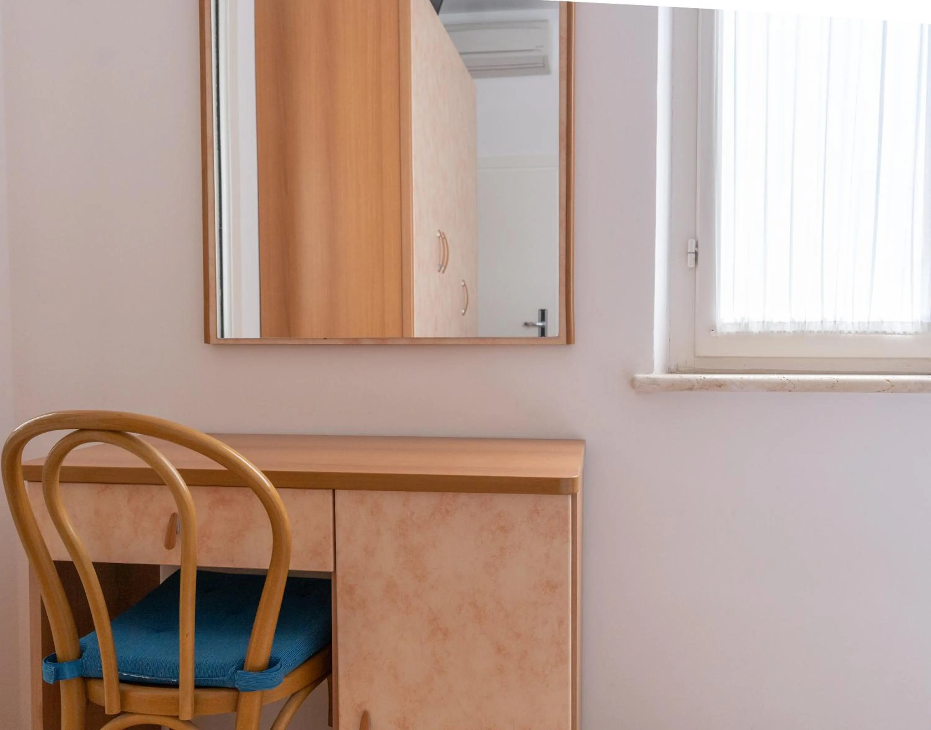 hair dresser in Hotel Greta B&B