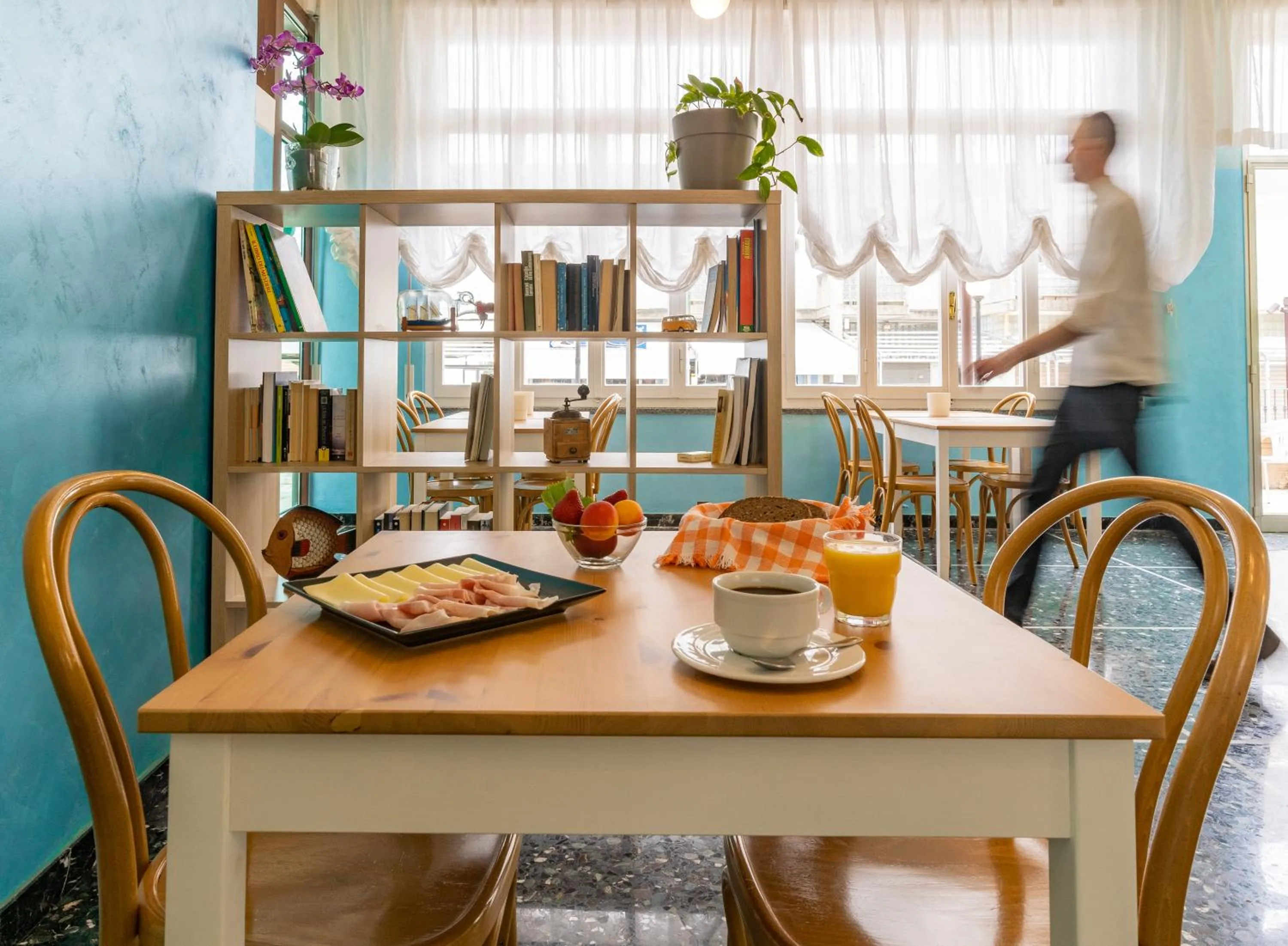 Restaurant/places to eat in Hotel Greta B&B