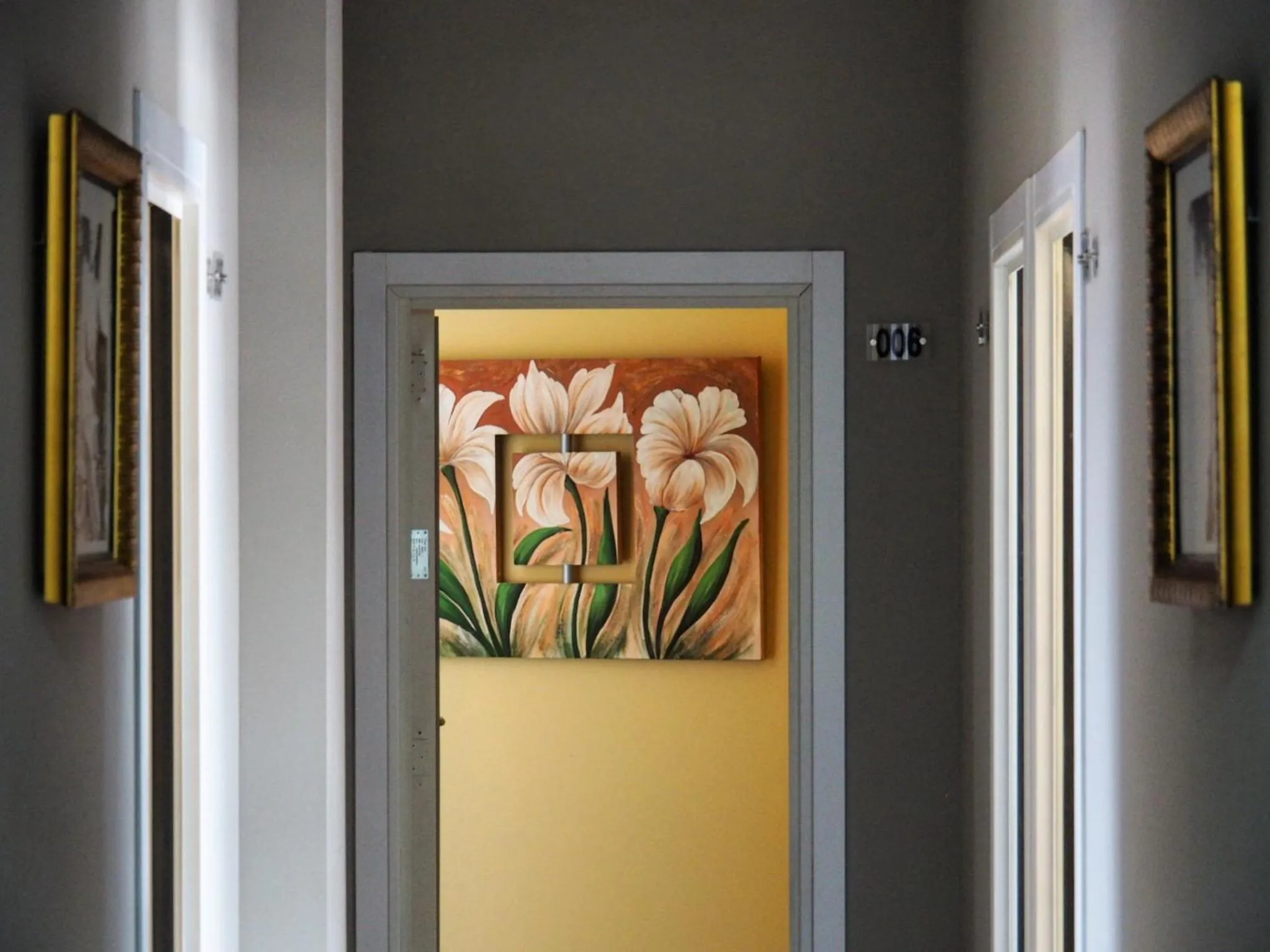 Decorative detail in Hotel Humanes