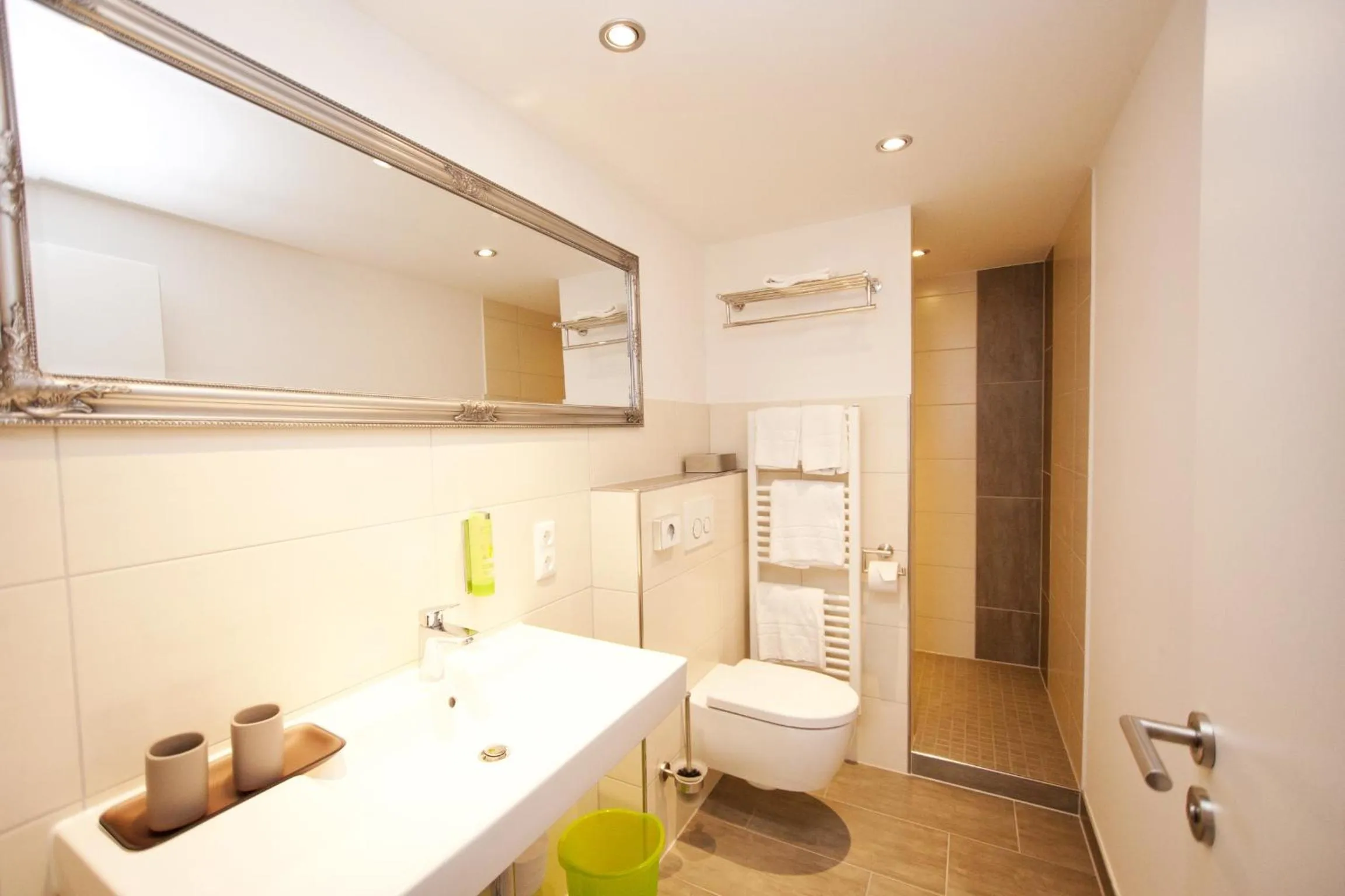 Bathroom in Hotel Vintage Am Bundesbank-Bunker