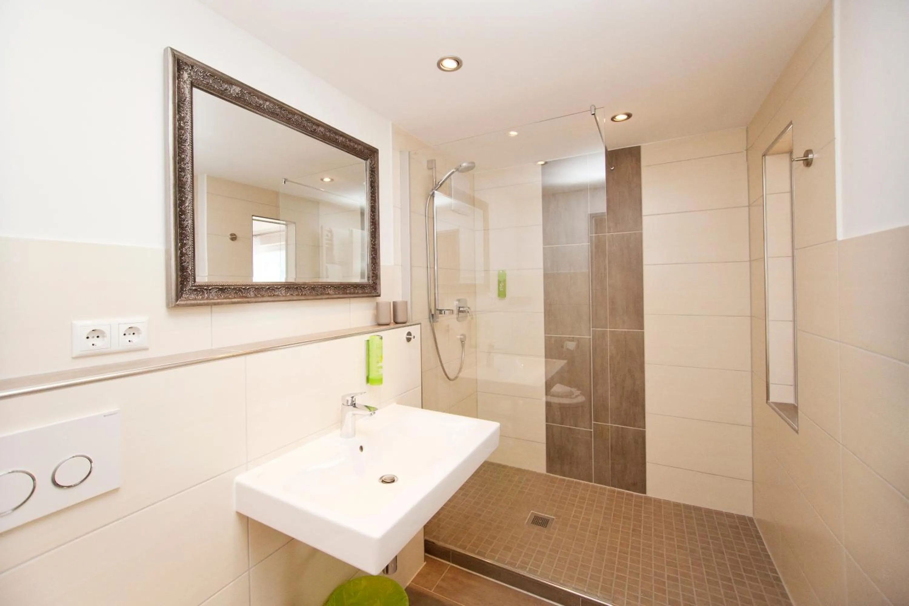 Bathroom in Hotel Vintage Am Bundesbank-Bunker