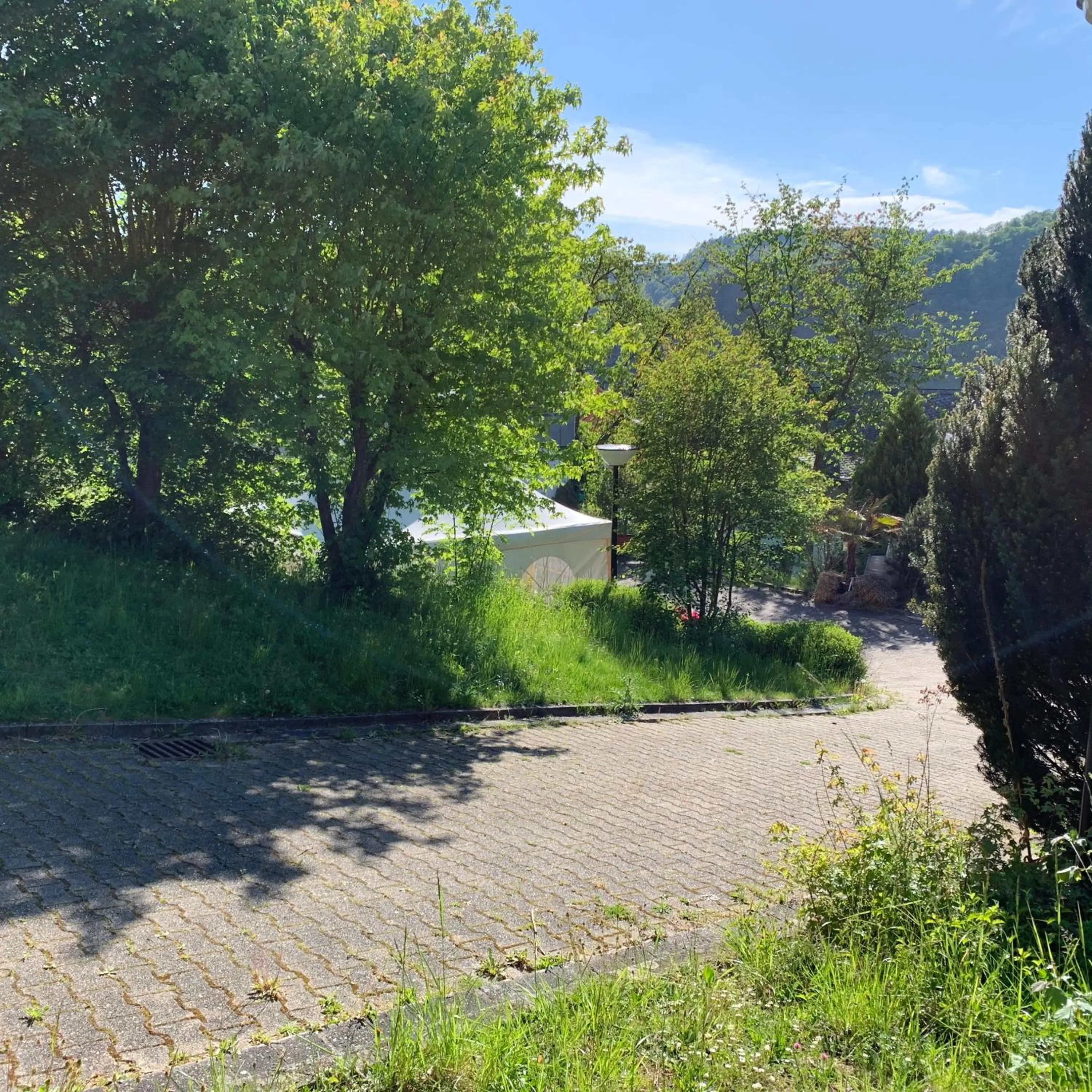 Garden in Hotel Vintage Am Bundesbank-Bunker