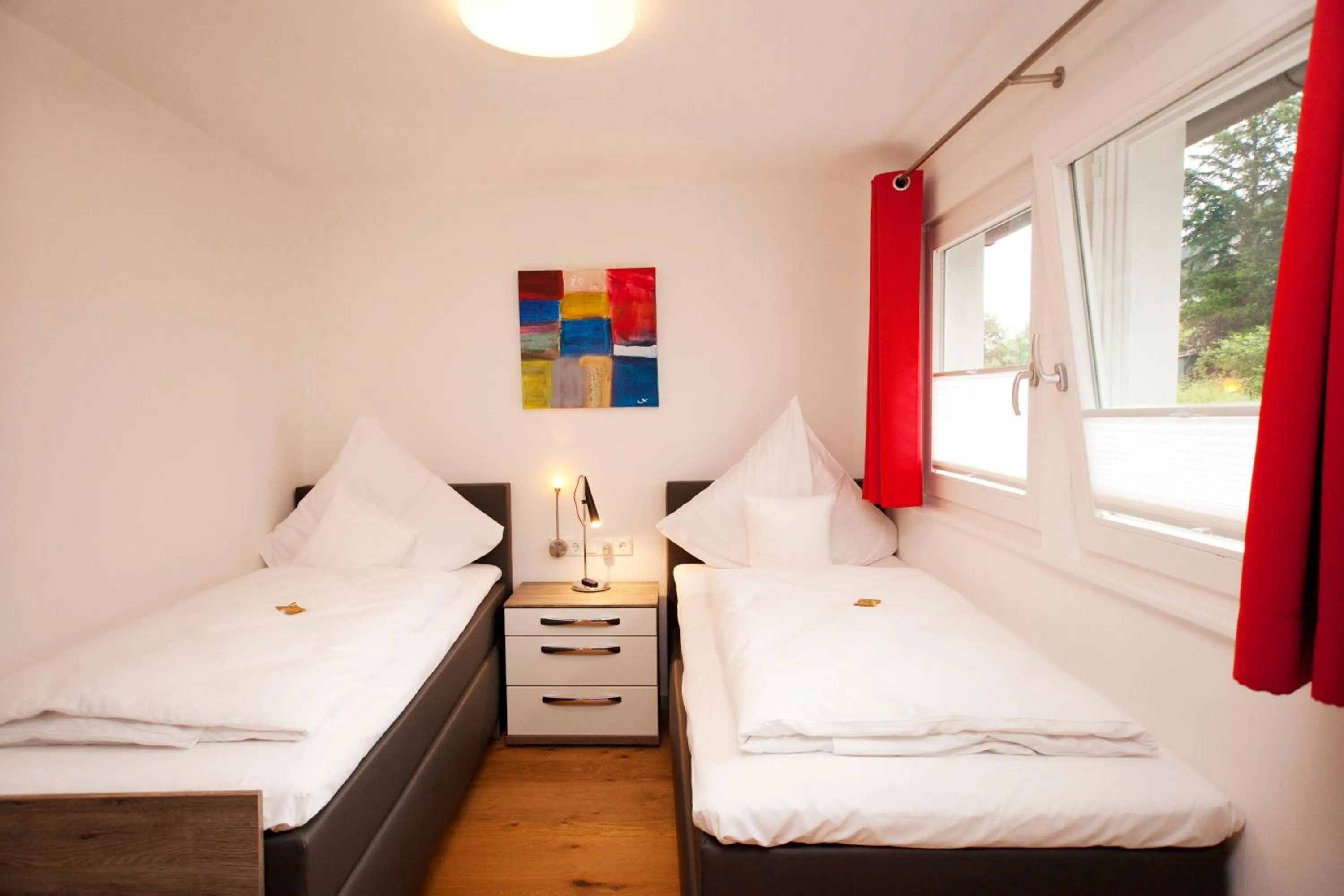 Photo of the whole room, Bed in Hotel Vintage Am Bundesbank-Bunker