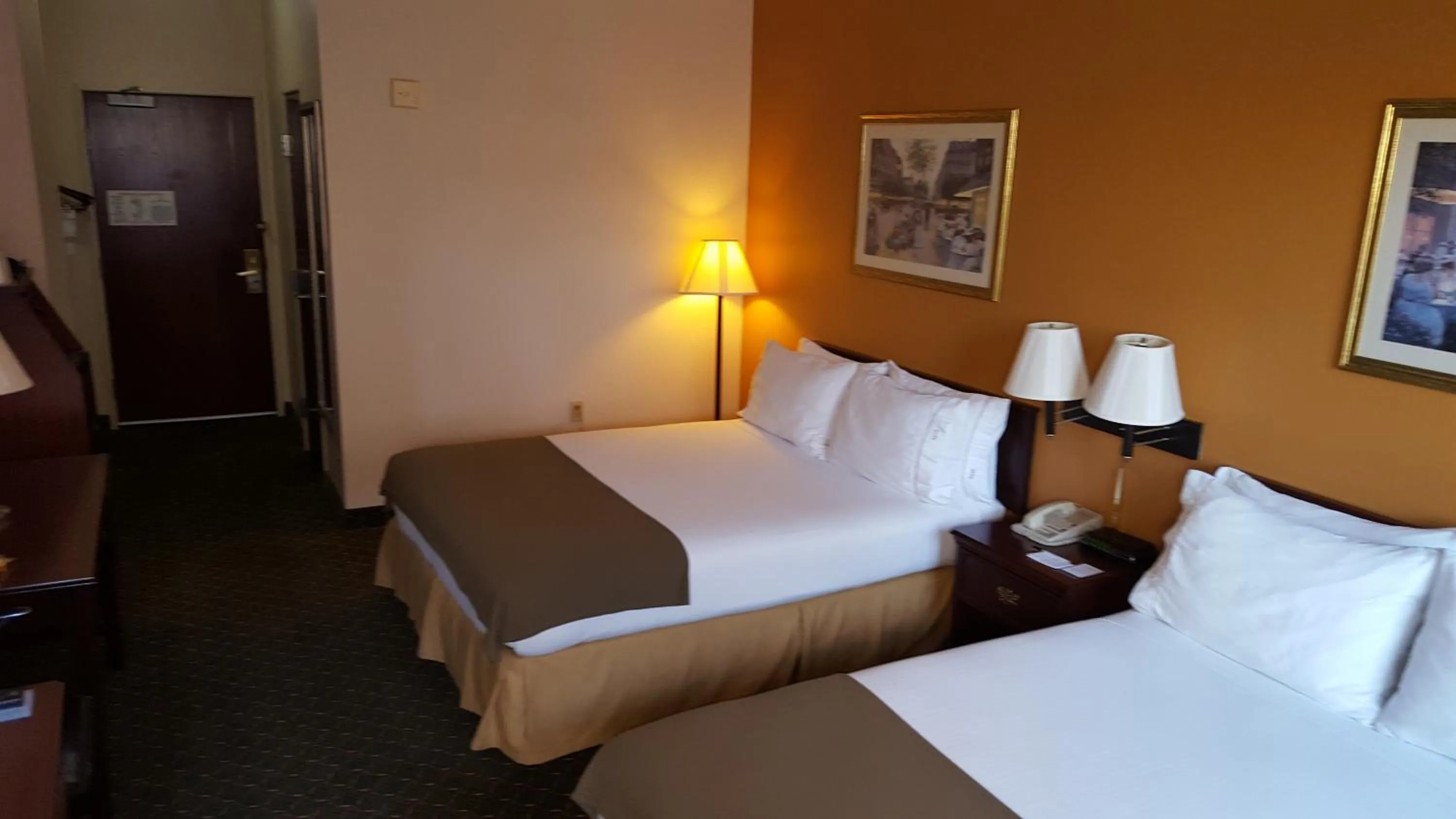 Photo of the whole room, Bed in Country Inn & Suites by Radisson, Fort Worth West l-30 NAS JRB
