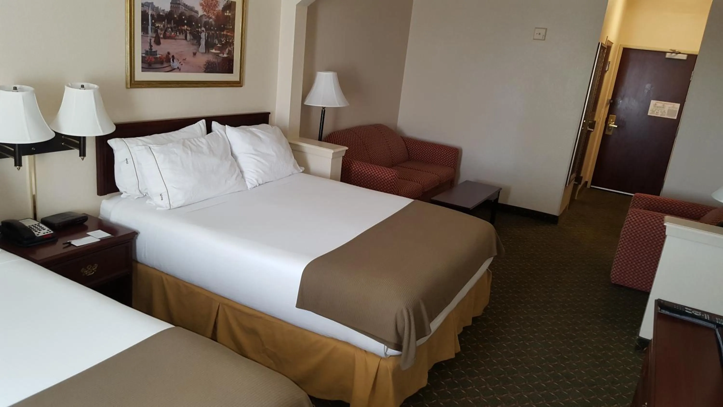 Bed in Country Inn & Suites by Radisson, Fort Worth West l-30 NAS JRB