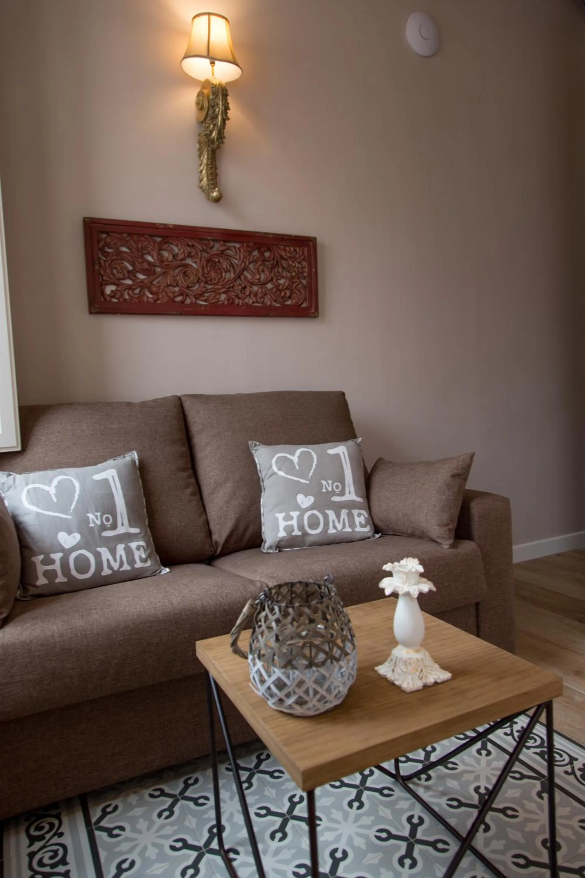 Seating area in Palacio Almagra