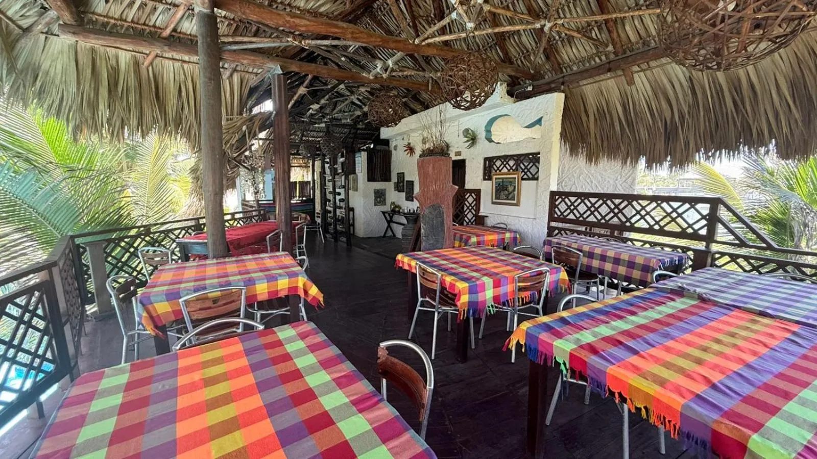 Restaurant/places to eat in Marbella Eco Lodge