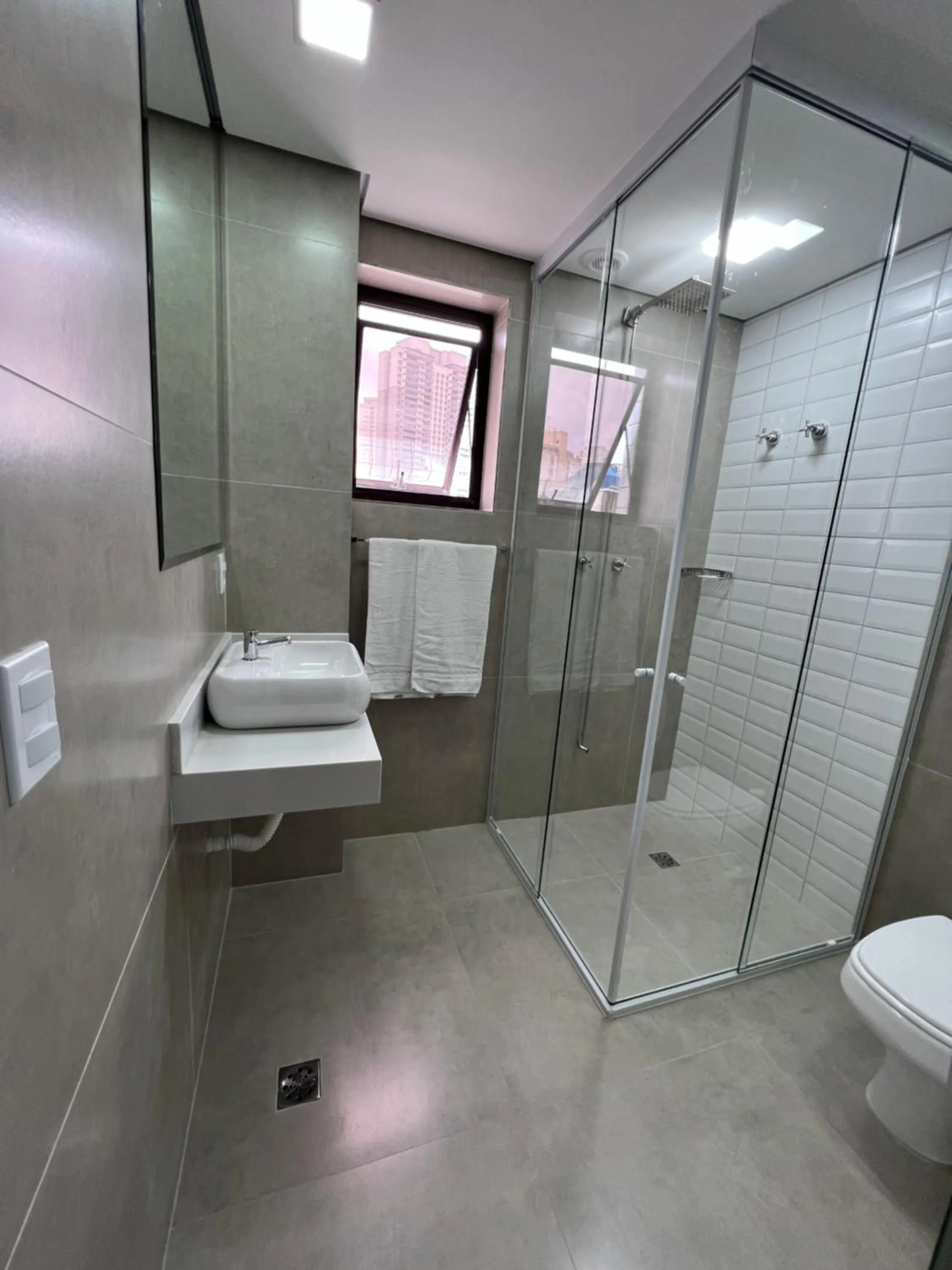 Shower in Hotel Diamante