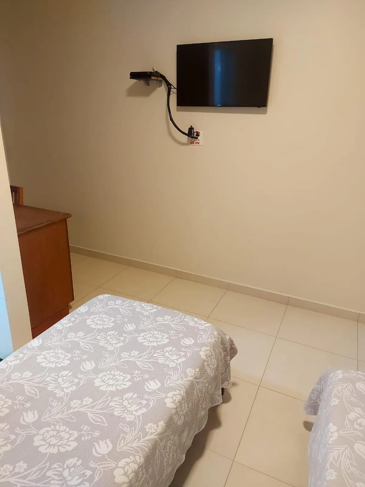 TV and multimedia, Bed in Colina Park Hotel