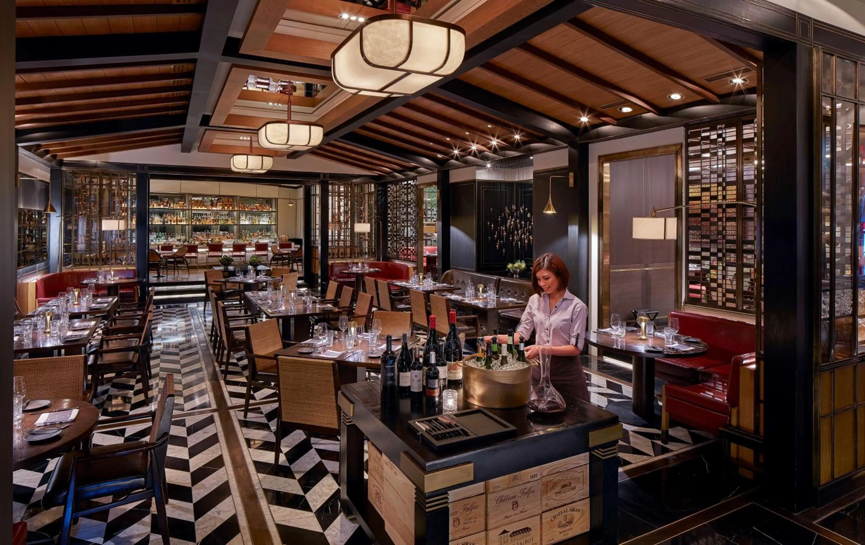 Restaurant/places to eat in Shangri-La The Fort, Manila