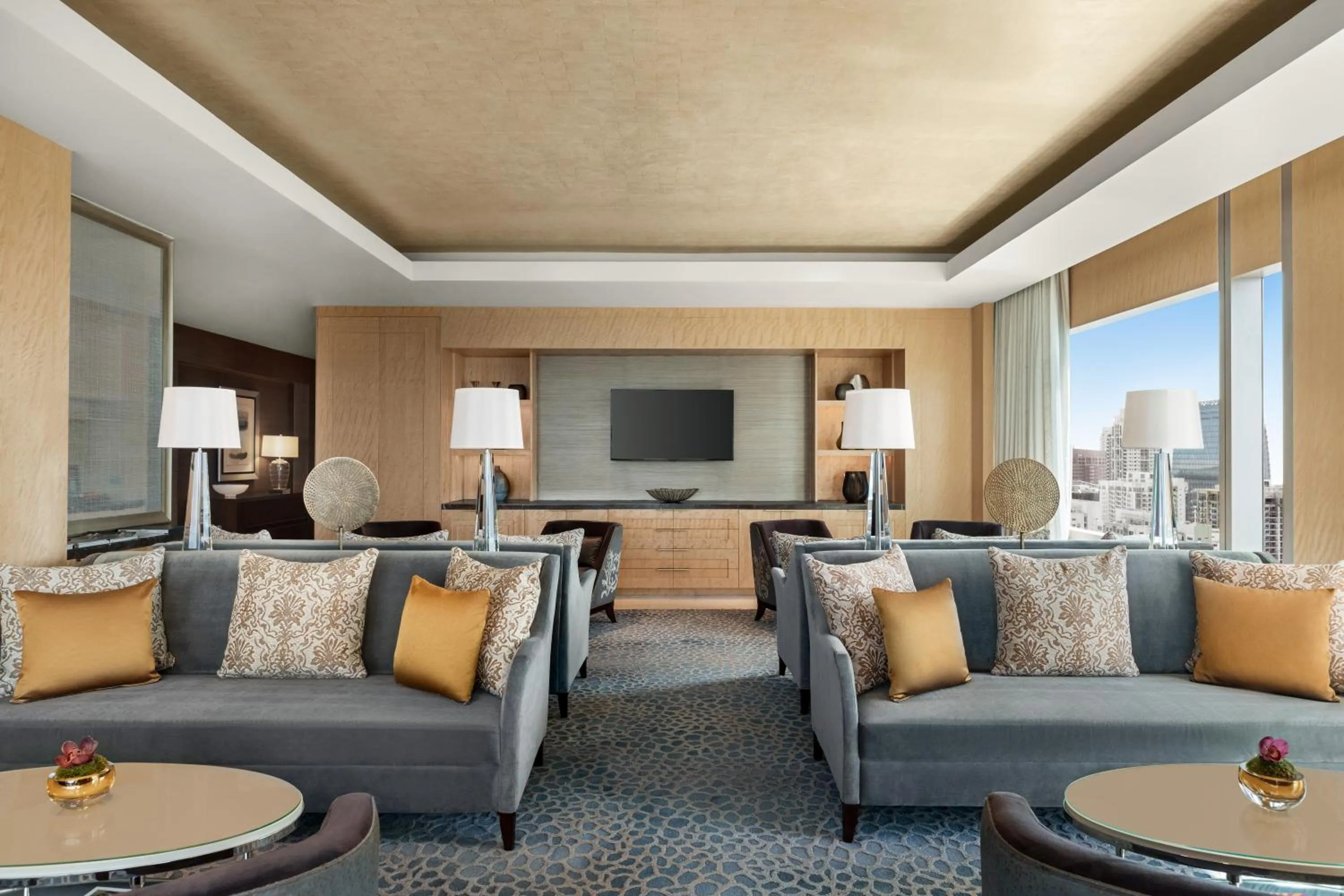 Business facilities in Shangri-La The Fort, Manila