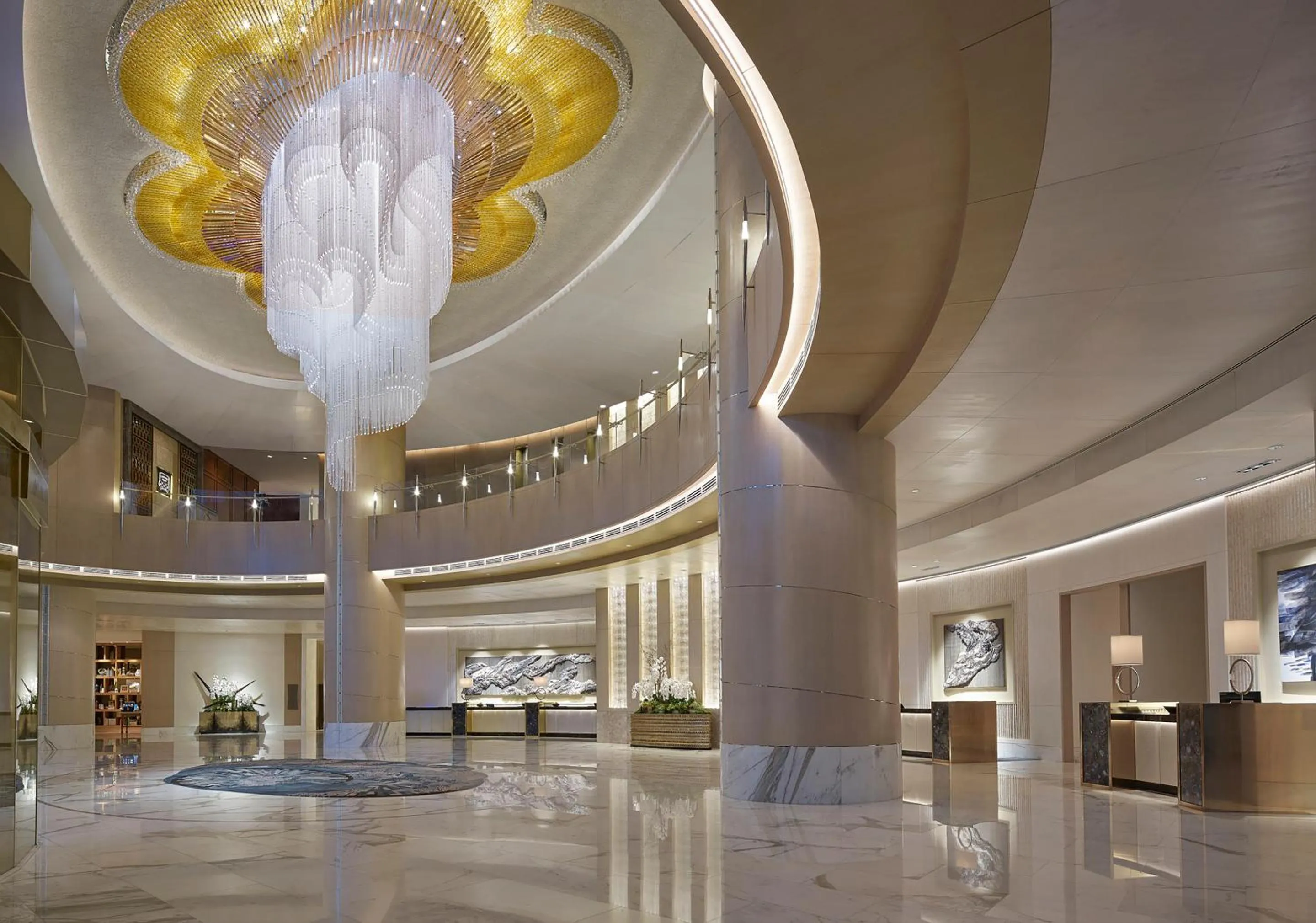 Lobby or reception in Shangri-La The Fort, Manila